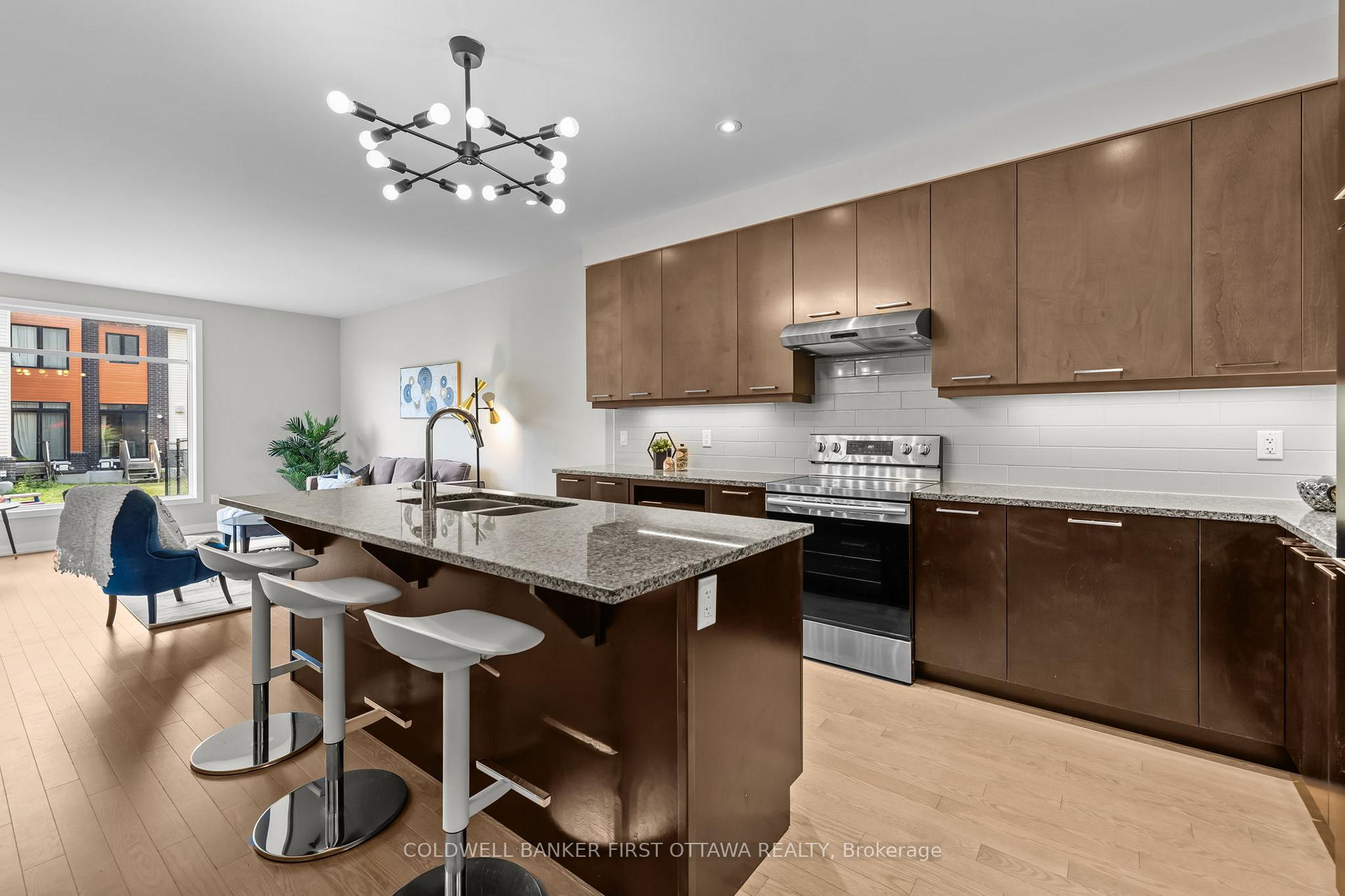 Photo 14 of 821 Quartet Avenue, Ottawa, Riverside South/Gloucester Glen — HOMEH