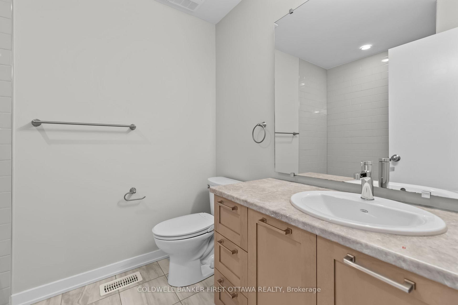 Photo 20 of 821 Quartet Avenue, Ottawa, Riverside South/Gloucester Glen — HOMEH