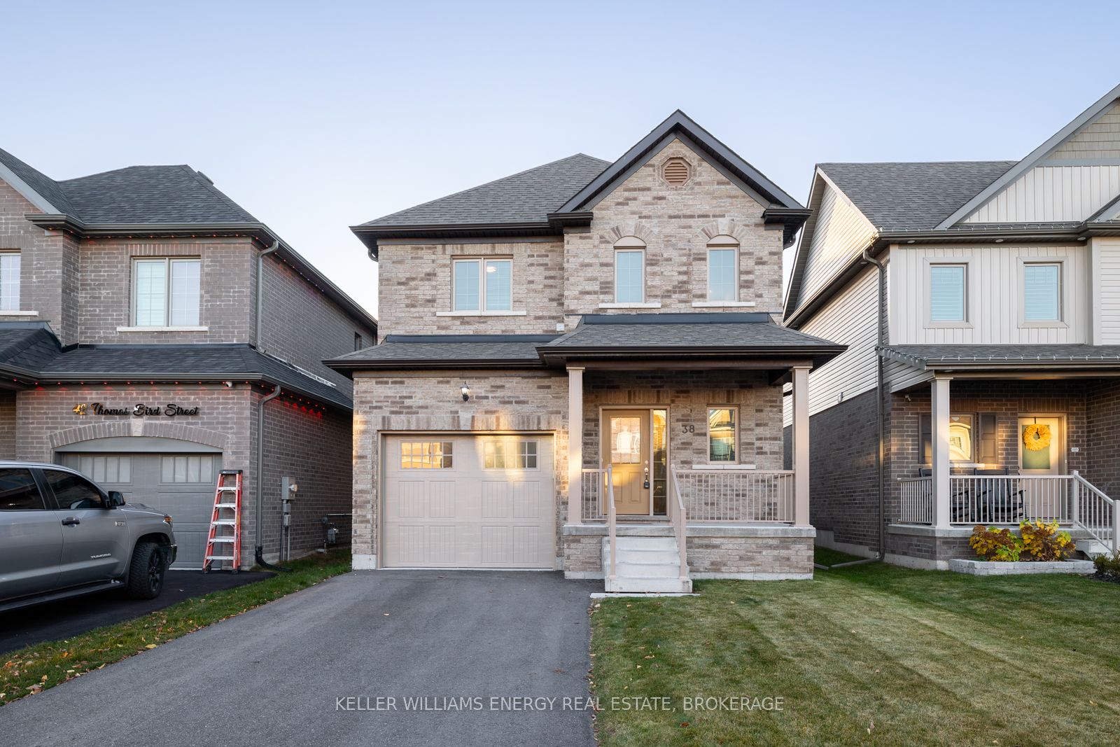 Photo 2 of 38 Thomas Bird Street, Clarington, Bowmanville — HOMEH