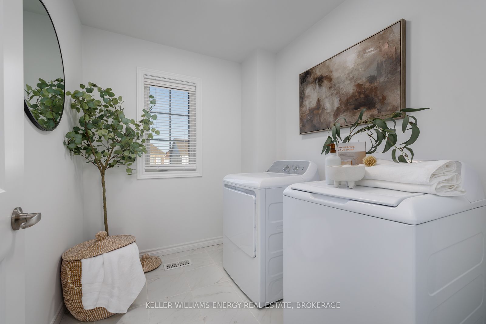 Photo 59 of 38 Thomas Bird Street, Clarington, Bowmanville — HOMEH
