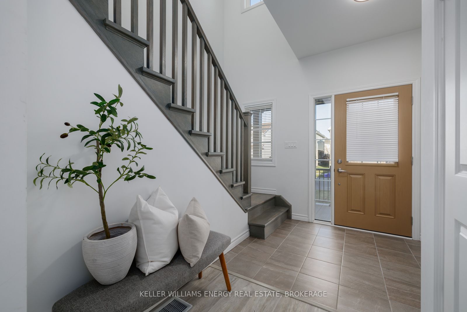Photo 36 of 38 Thomas Bird Street, Clarington, Bowmanville — HOMEH
