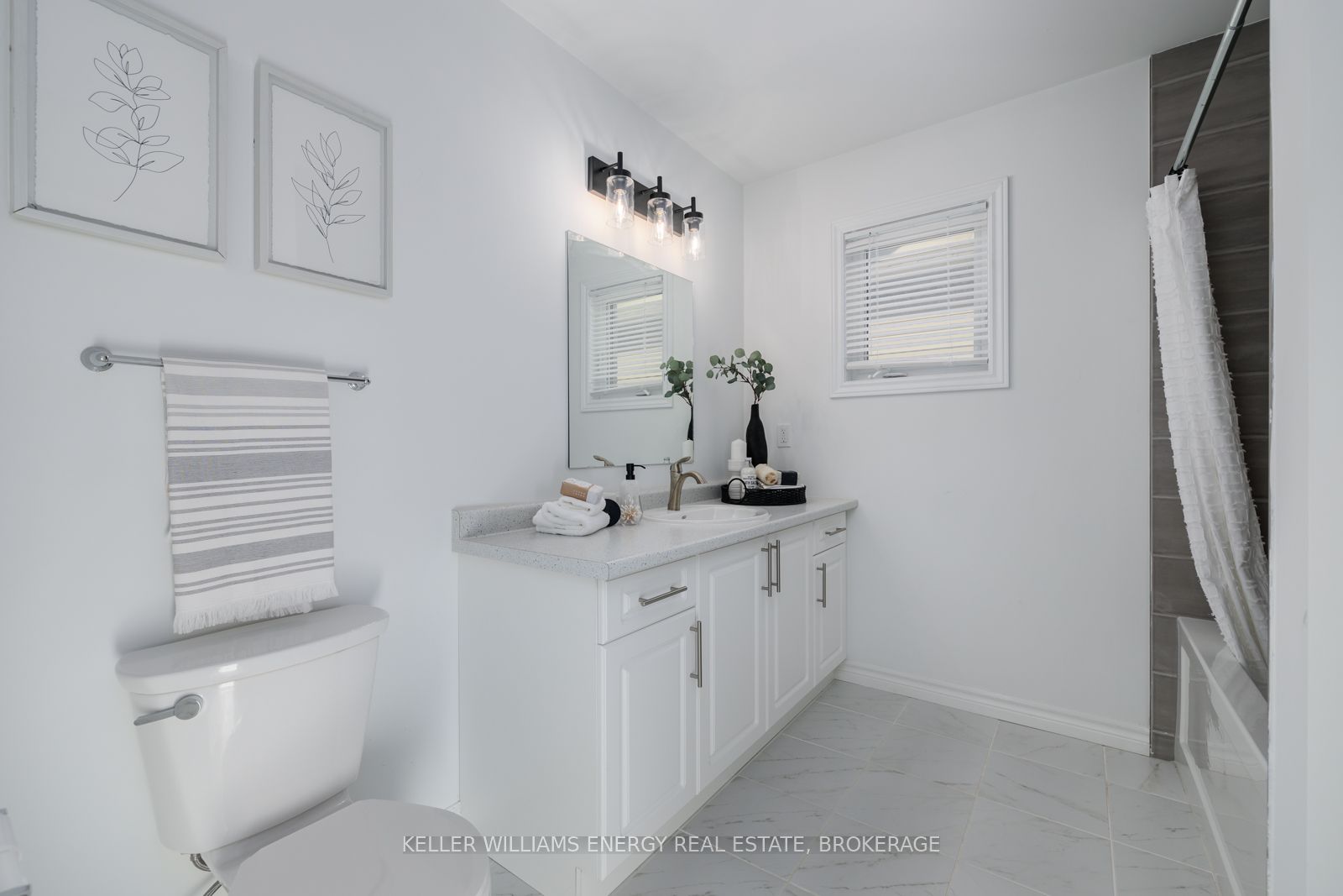 Photo 57 of 38 Thomas Bird Street, Clarington, Bowmanville — HOMEH