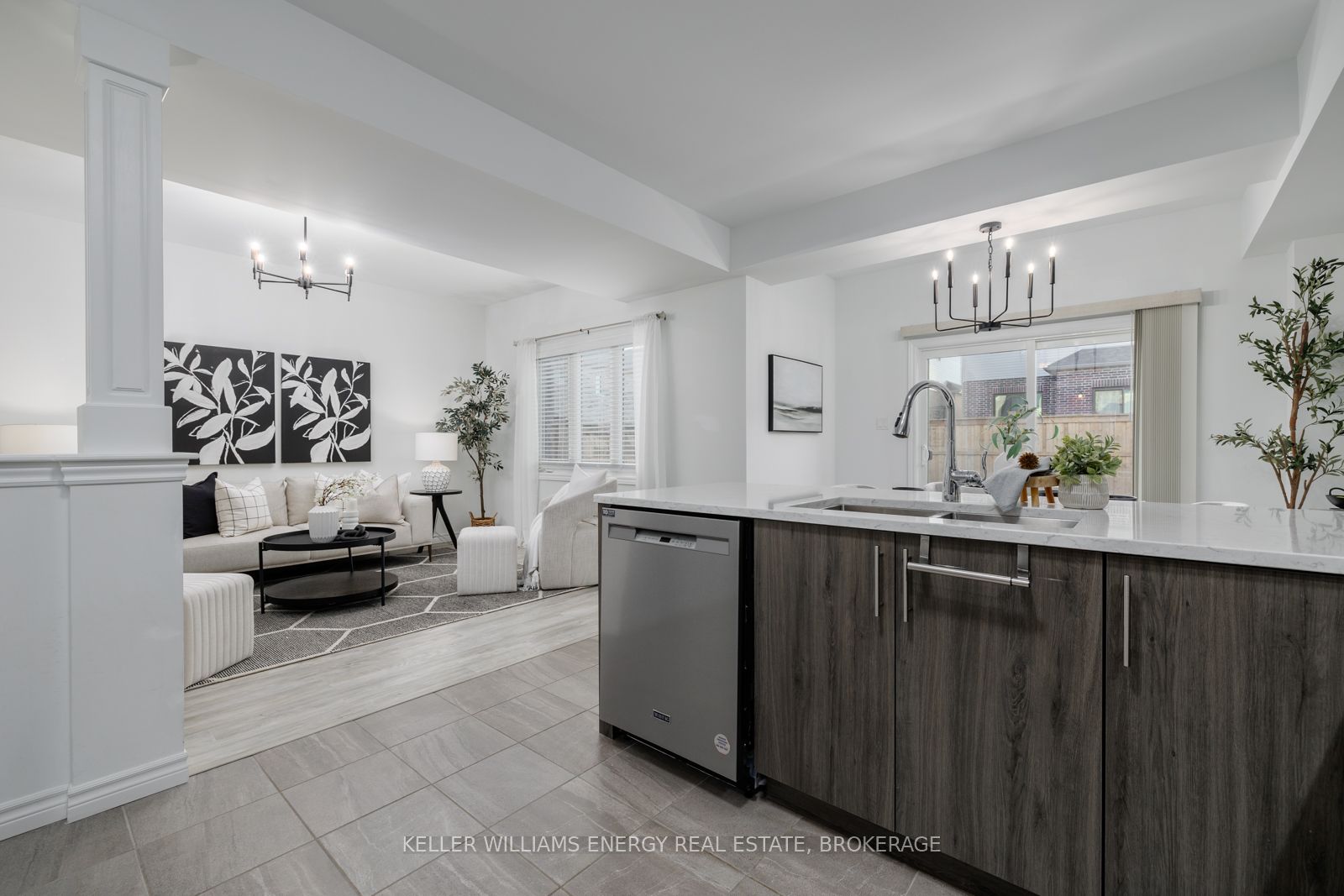 Photo 42 of 38 Thomas Bird Street, Clarington, Bowmanville — HOMEH