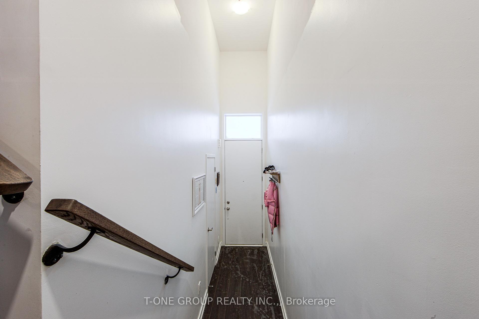 Photo 6 of 157 Rattenbury Road, Vaughan, Patterson — HOMEH