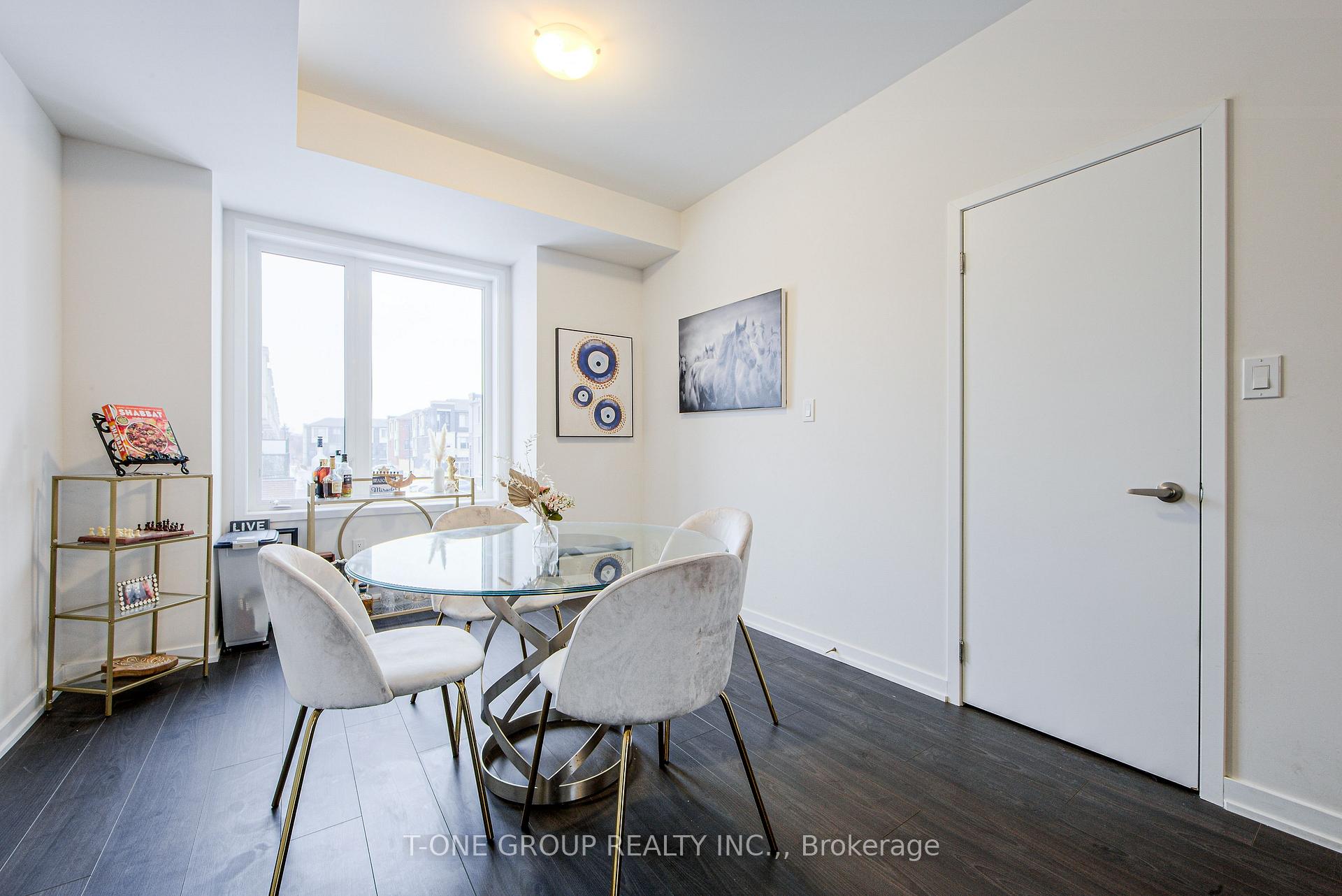 Photo 10 of 157 Rattenbury Road, Vaughan, Patterson — HOMEH