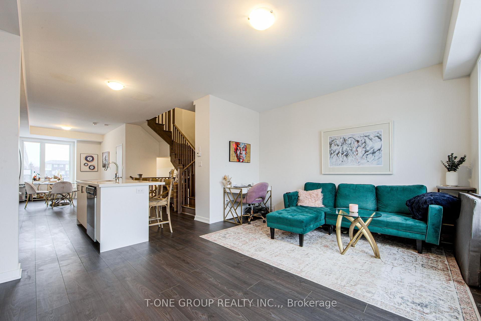 Photo 19 of 157 Rattenbury Road, Vaughan, Patterson — HOMEH