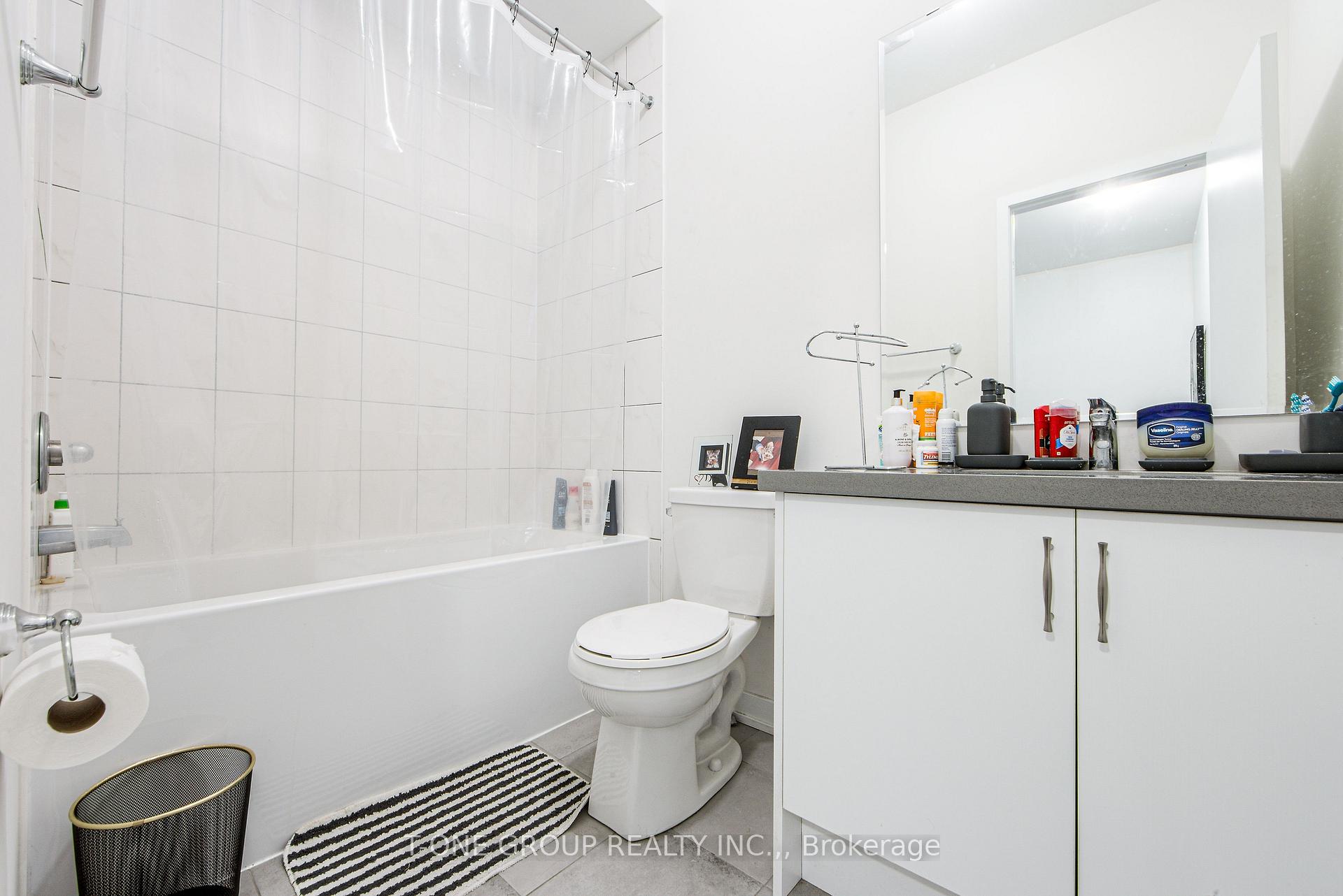 Photo 33 of 157 Rattenbury Road, Vaughan, Patterson — HOMEH