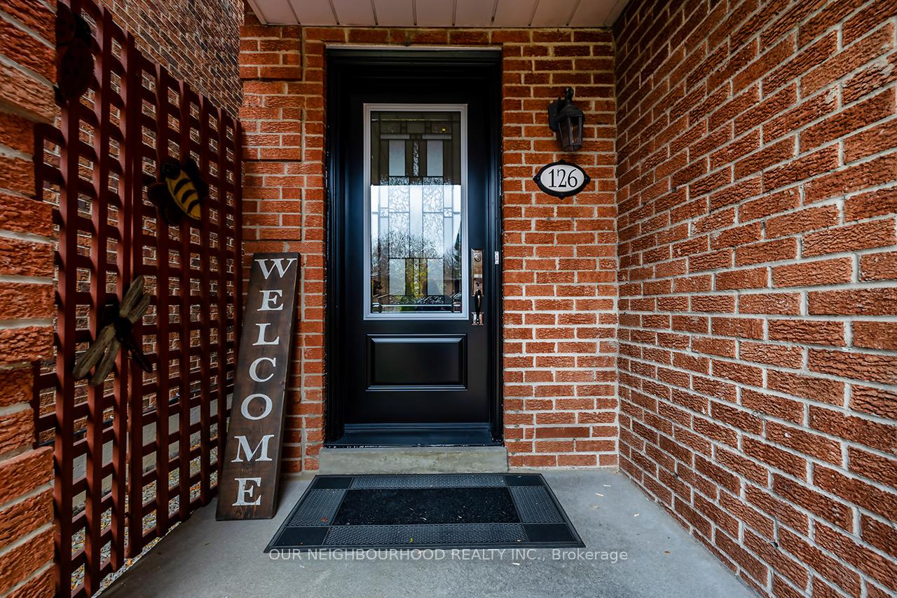 Photo 2 of 126 Major Buttons Drive, Markham, Sherwood-Amberglen — HOMEH