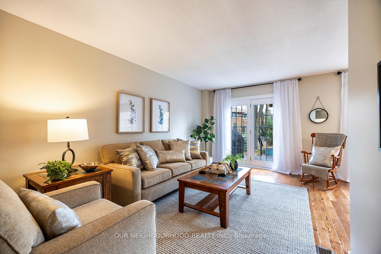 Photo 22 of 126 Major Buttons Drive, Markham, Sherwood-Amberglen — HOMEH