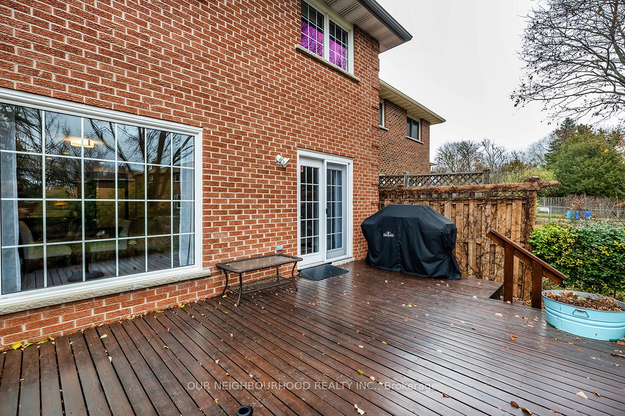 Photo 23 of 126 Major Buttons Drive, Markham, Sherwood-Amberglen — HOMEH