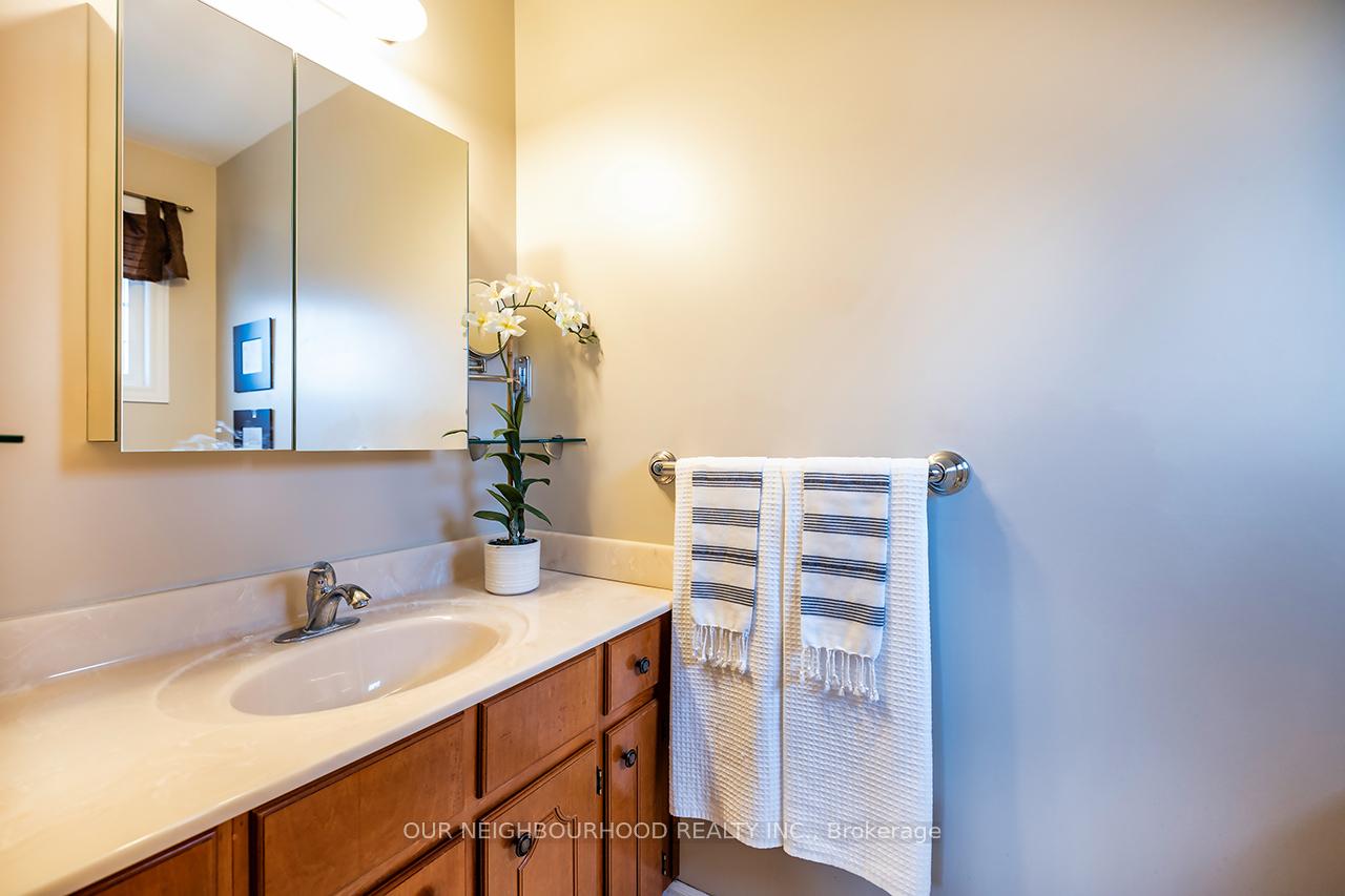 Photo 31 of 126 Major Buttons Drive, Markham, Sherwood-Amberglen — HOMEH