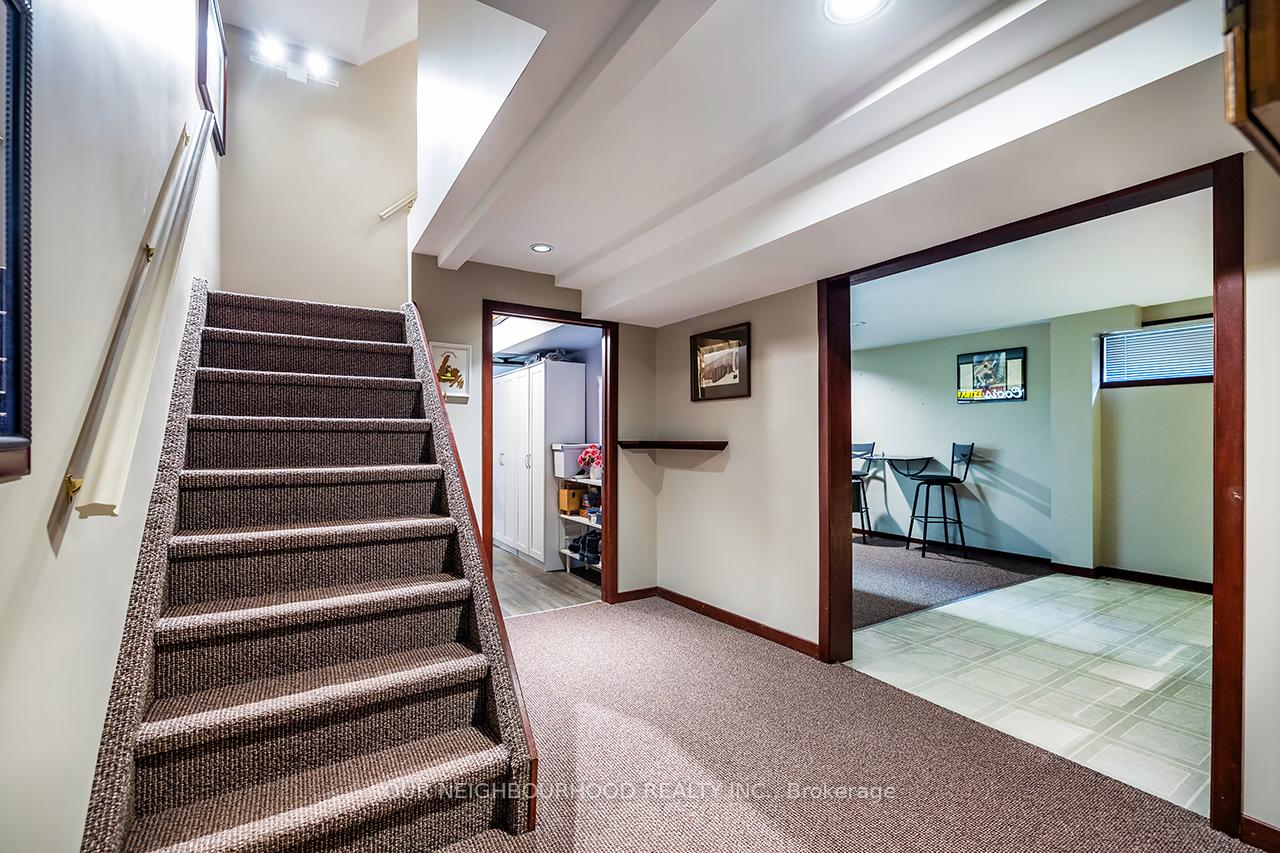 Photo 35 of 126 Major Buttons Drive, Markham, Sherwood-Amberglen — HOMEH