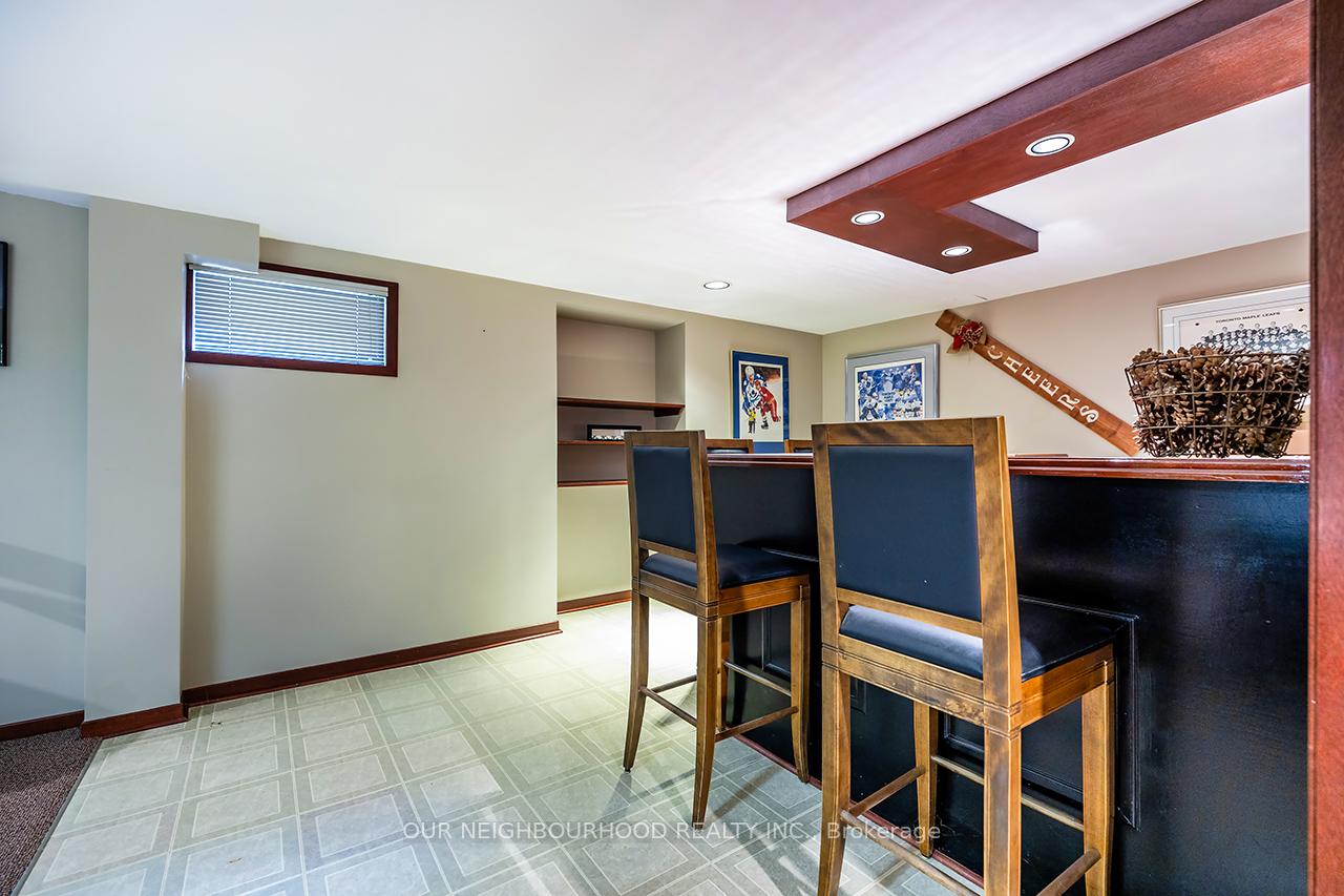 Photo 36 of 126 Major Buttons Drive, Markham, Sherwood-Amberglen — HOMEH