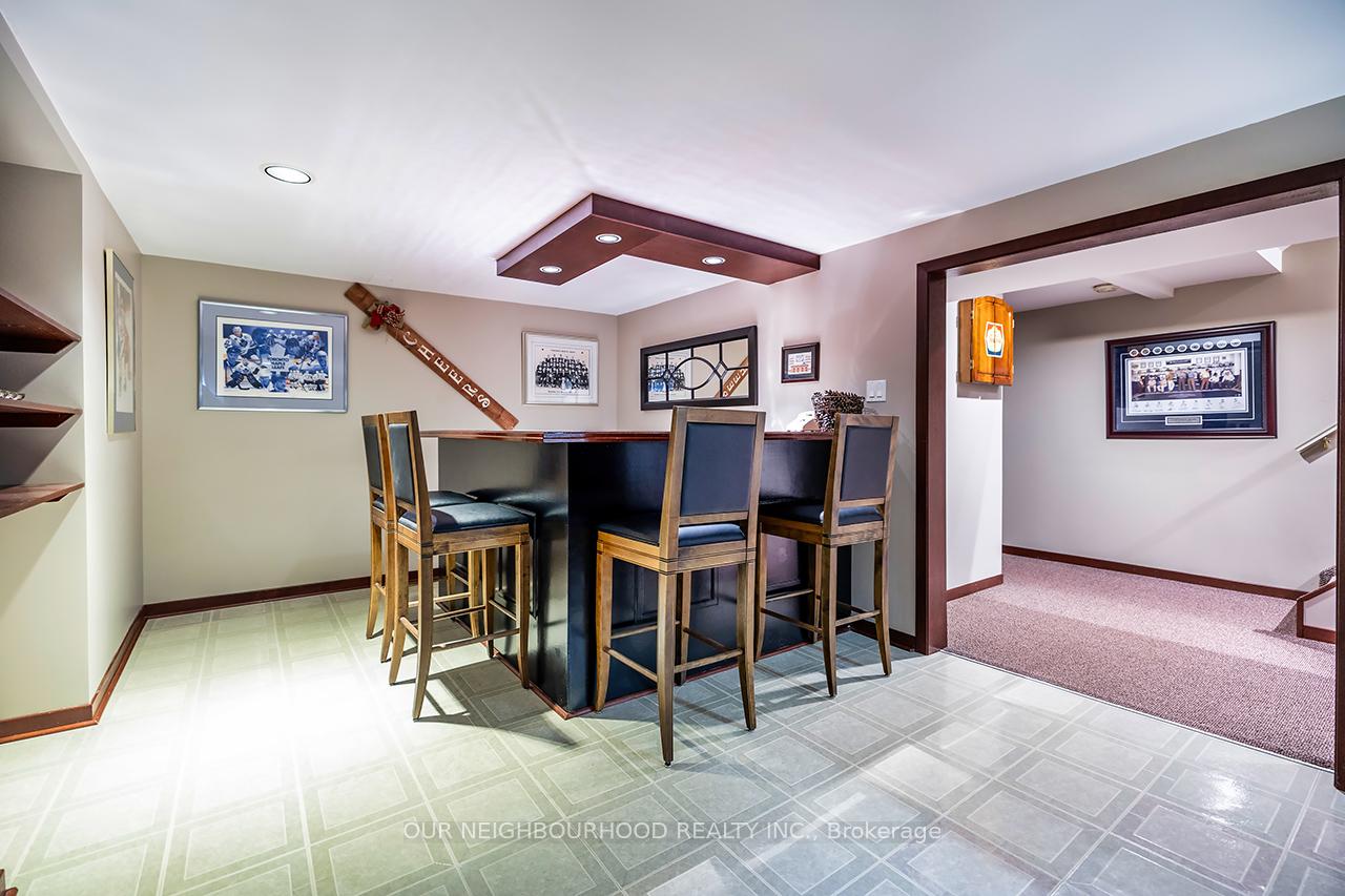 Photo 37 of 126 Major Buttons Drive, Markham, Sherwood-Amberglen — HOMEH