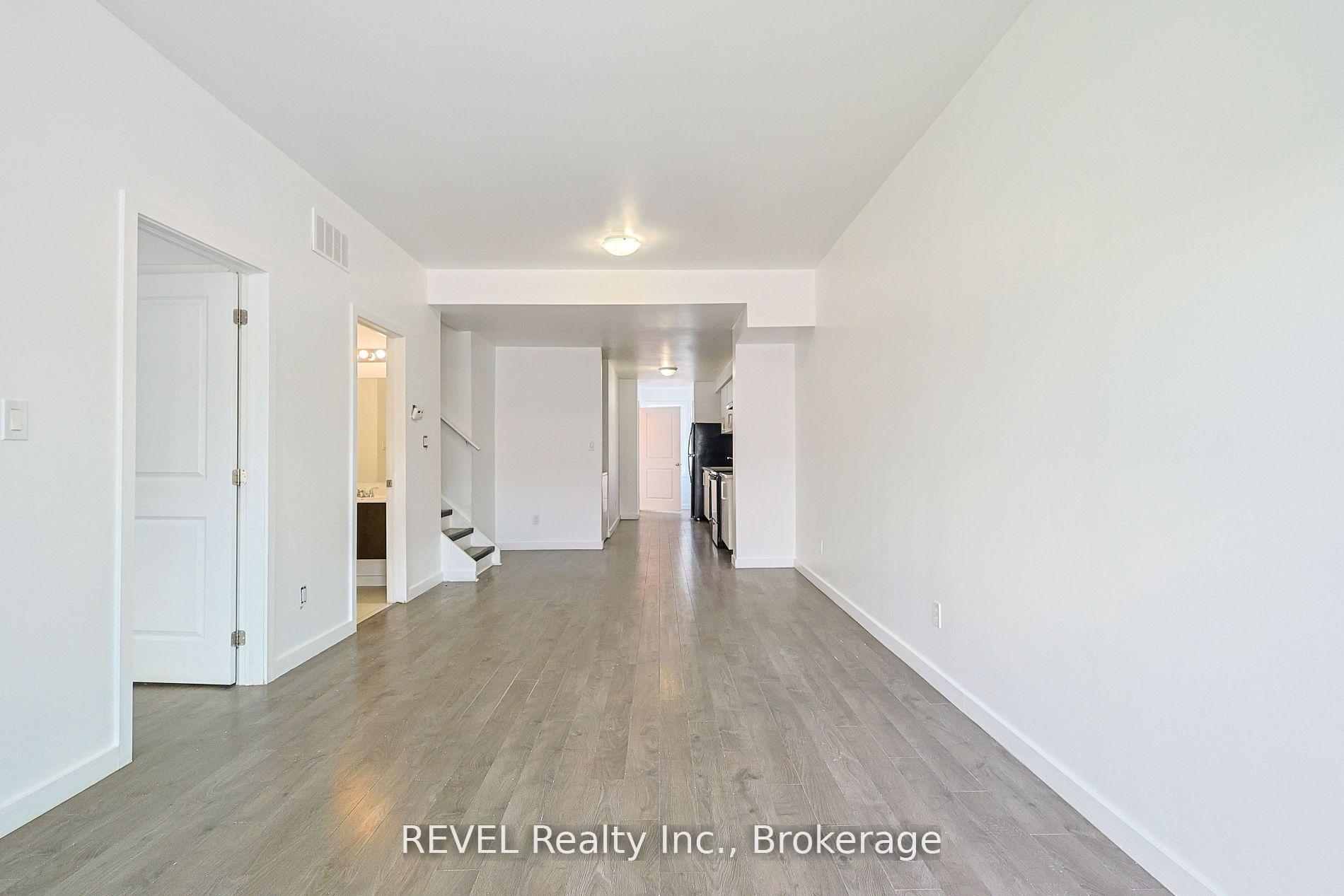 Photo 10 of 407 Chaffey Street, Welland, Lincoln/Crowland — HOMEH