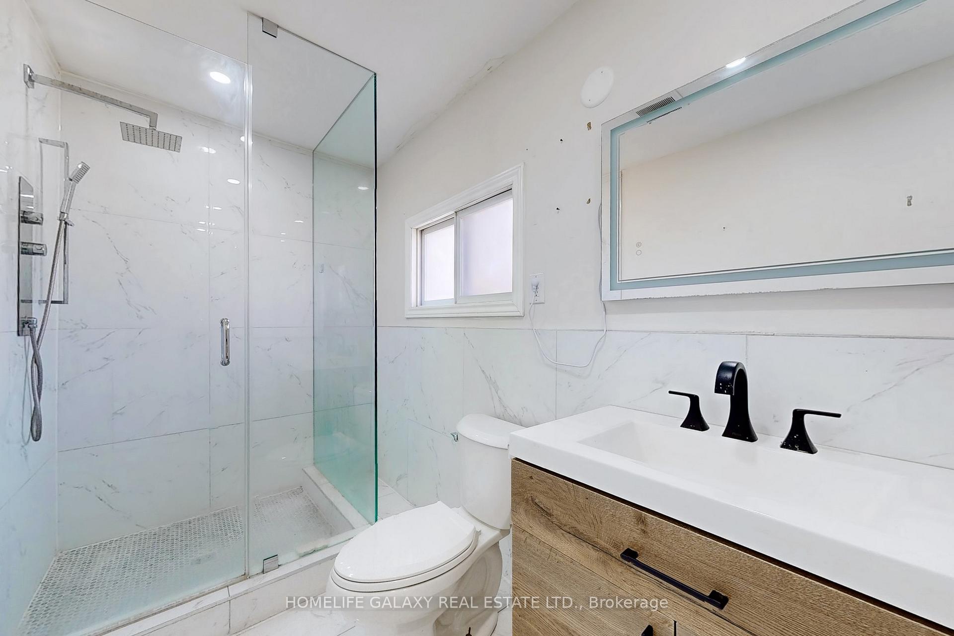 Photo 15 of 16 Queen Street, Ajax, Central — HOMEH