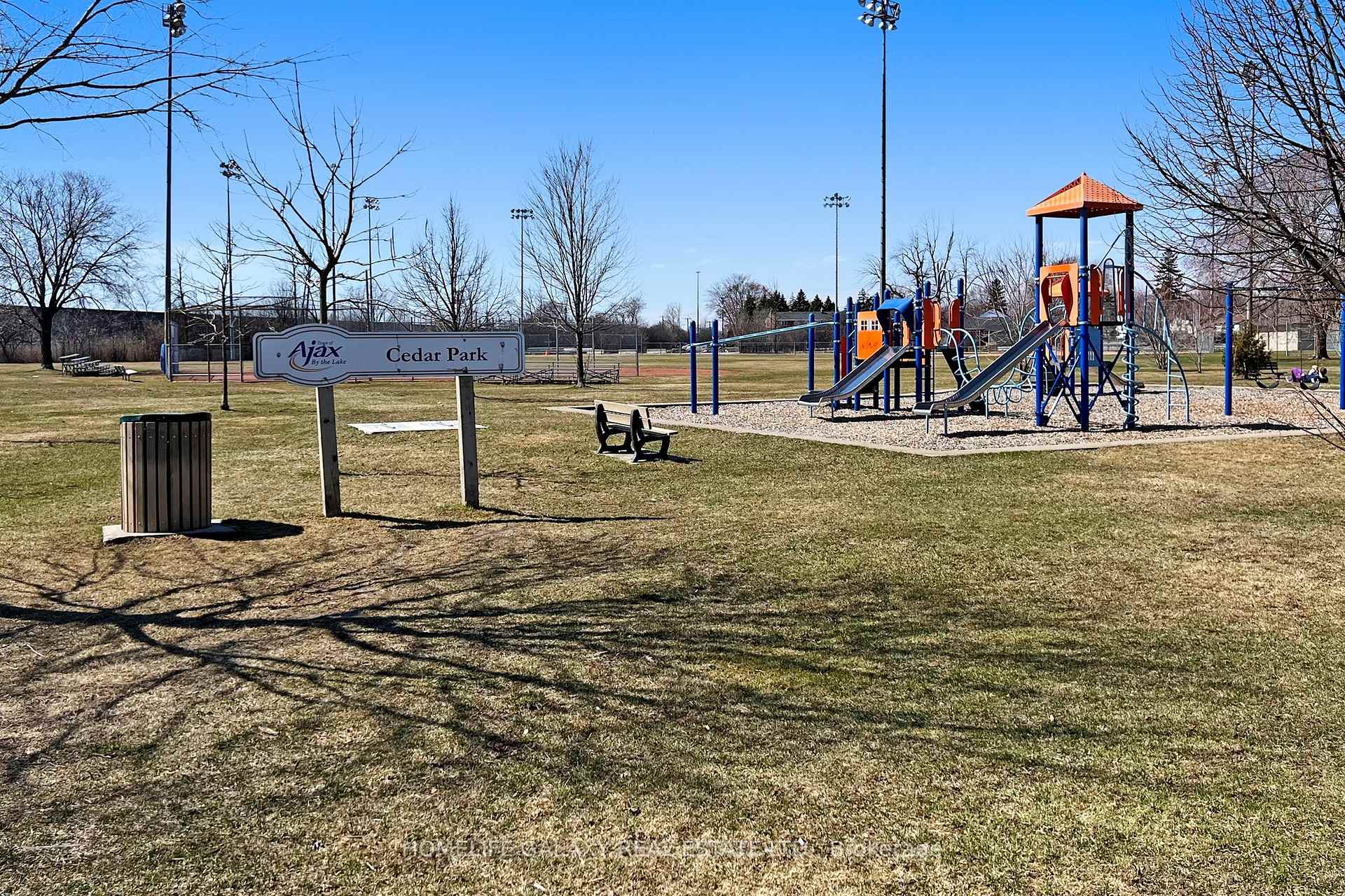 Photo 23 of 16 Queen Street, Ajax, Central — HOMEH