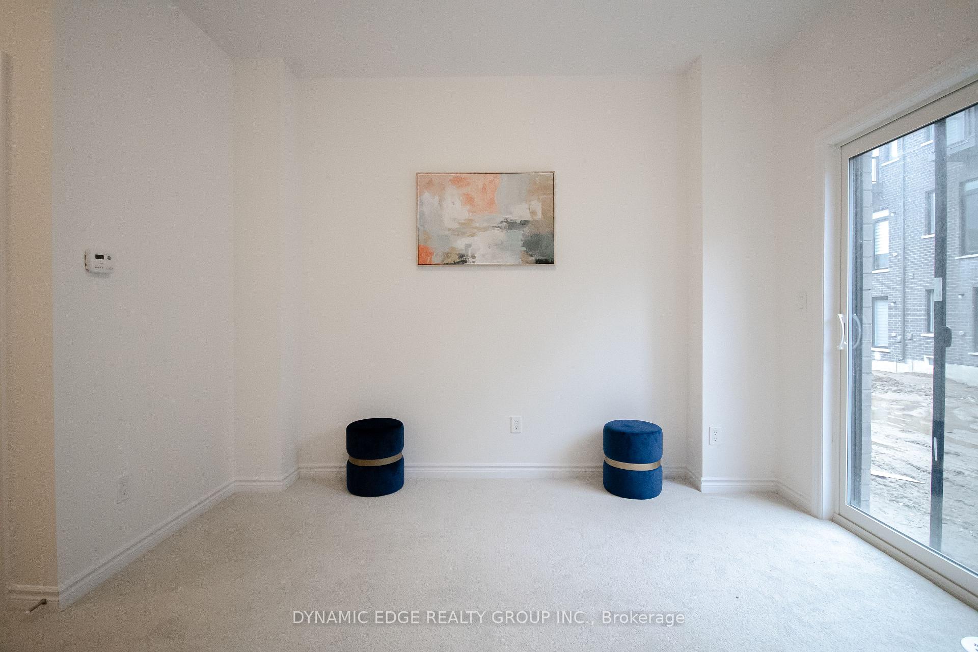 Photo 3 of 90 Paradox Street, Vaughan, Elder Mills — HOMEH