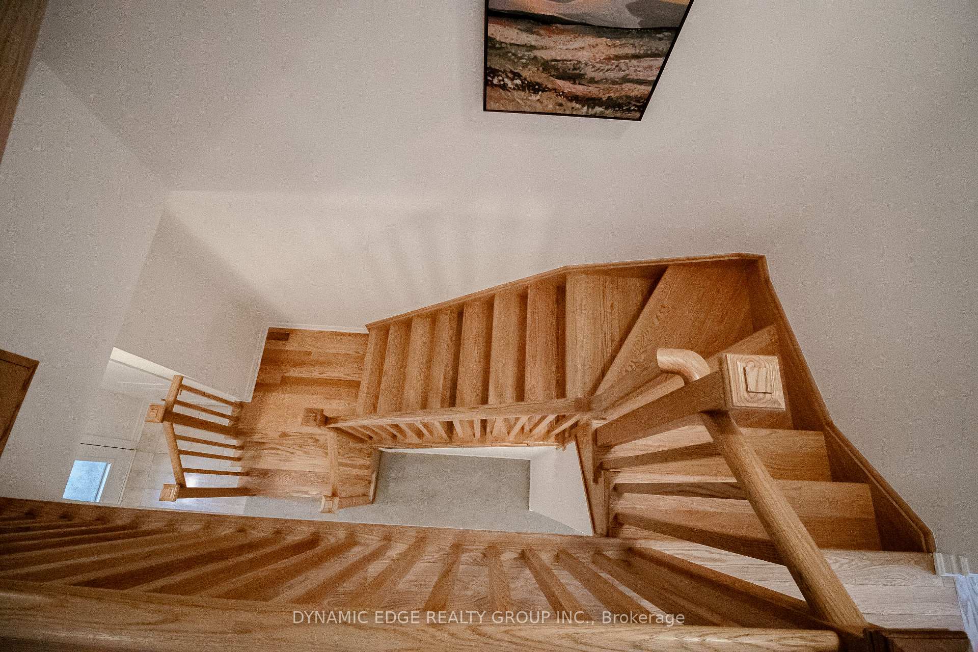 Photo 9 of 90 Paradox Street, Vaughan, Elder Mills — HOMEH