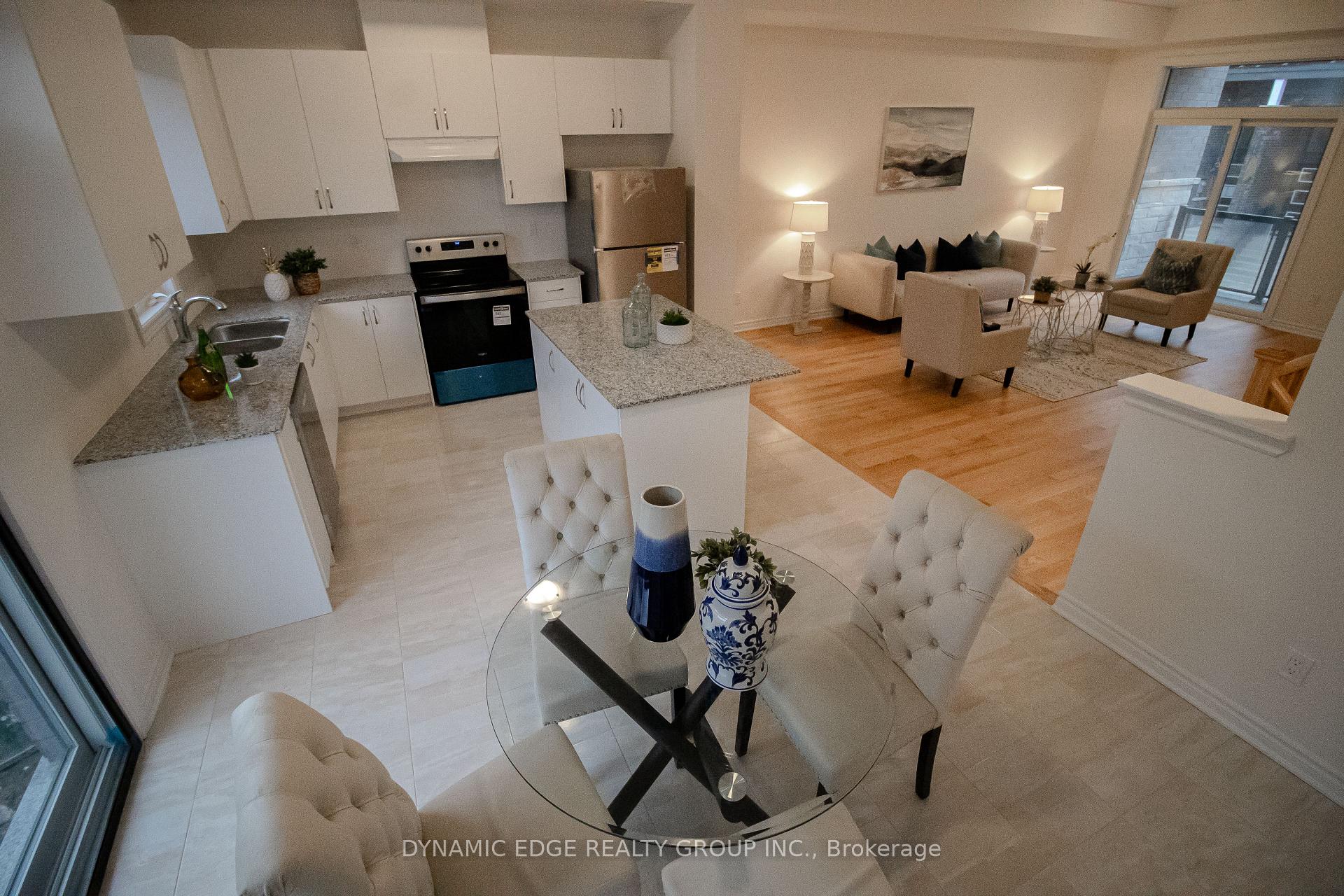 Photo 15 of 90 Paradox Street, Vaughan, Elder Mills — HOMEH