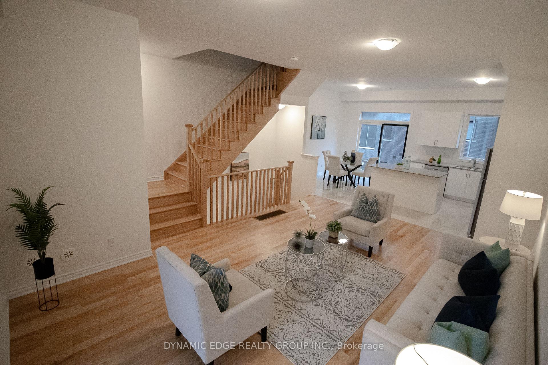 Photo 17 of 90 Paradox Street, Vaughan, Elder Mills — HOMEH
