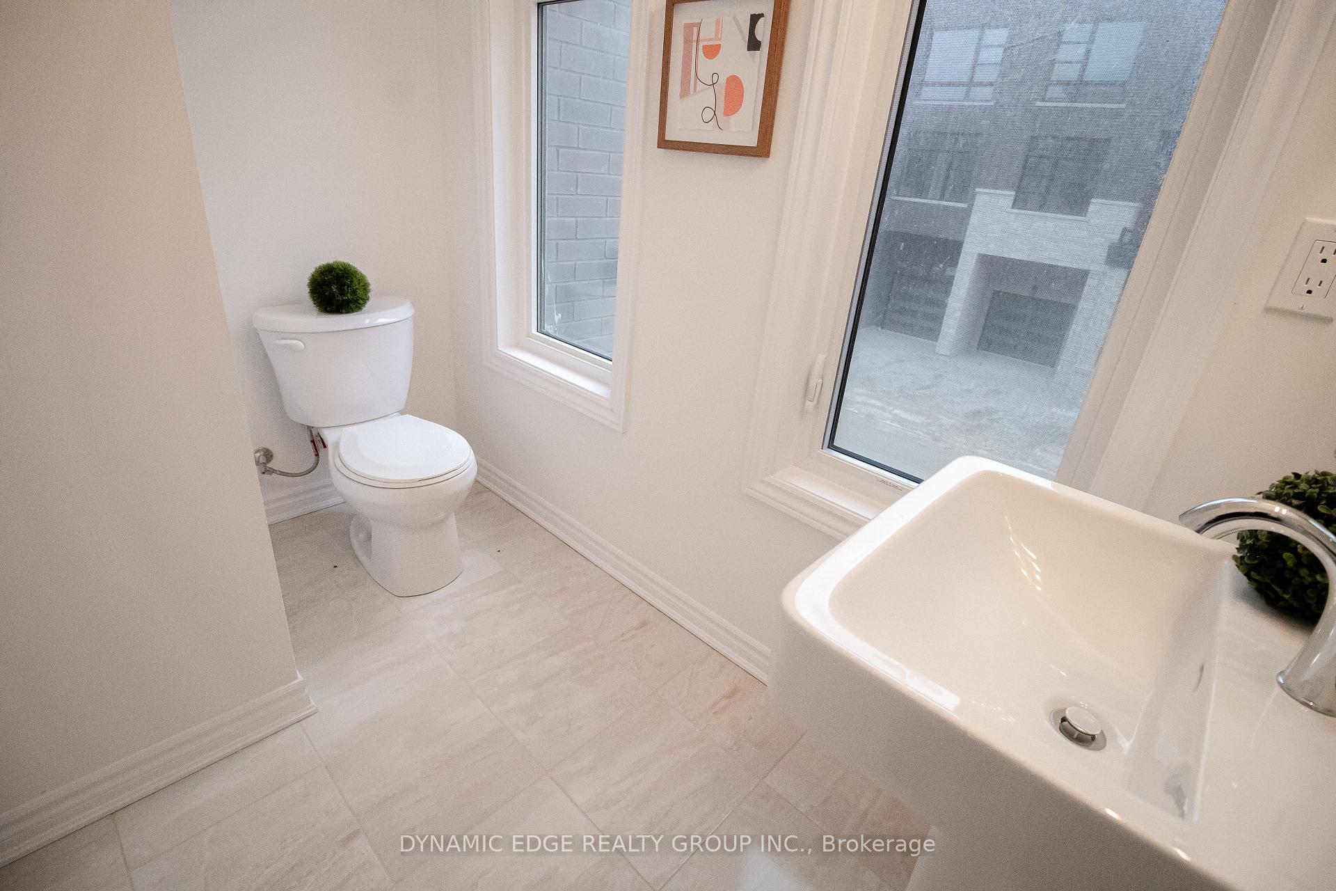 Photo 18 of 90 Paradox Street, Vaughan, Elder Mills — HOMEH