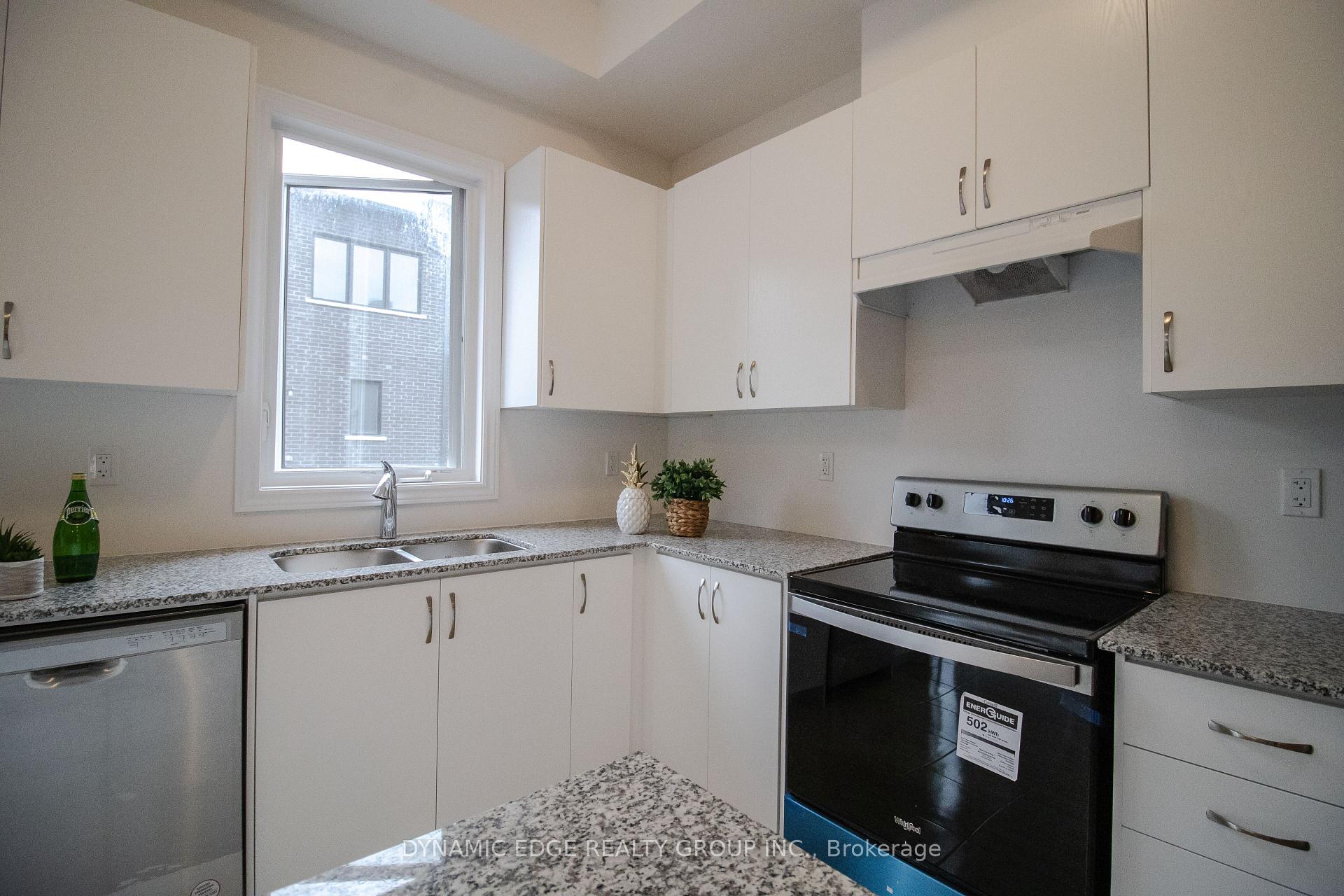 Photo 35 of 90 Paradox Street, Vaughan, Elder Mills — HOMEH