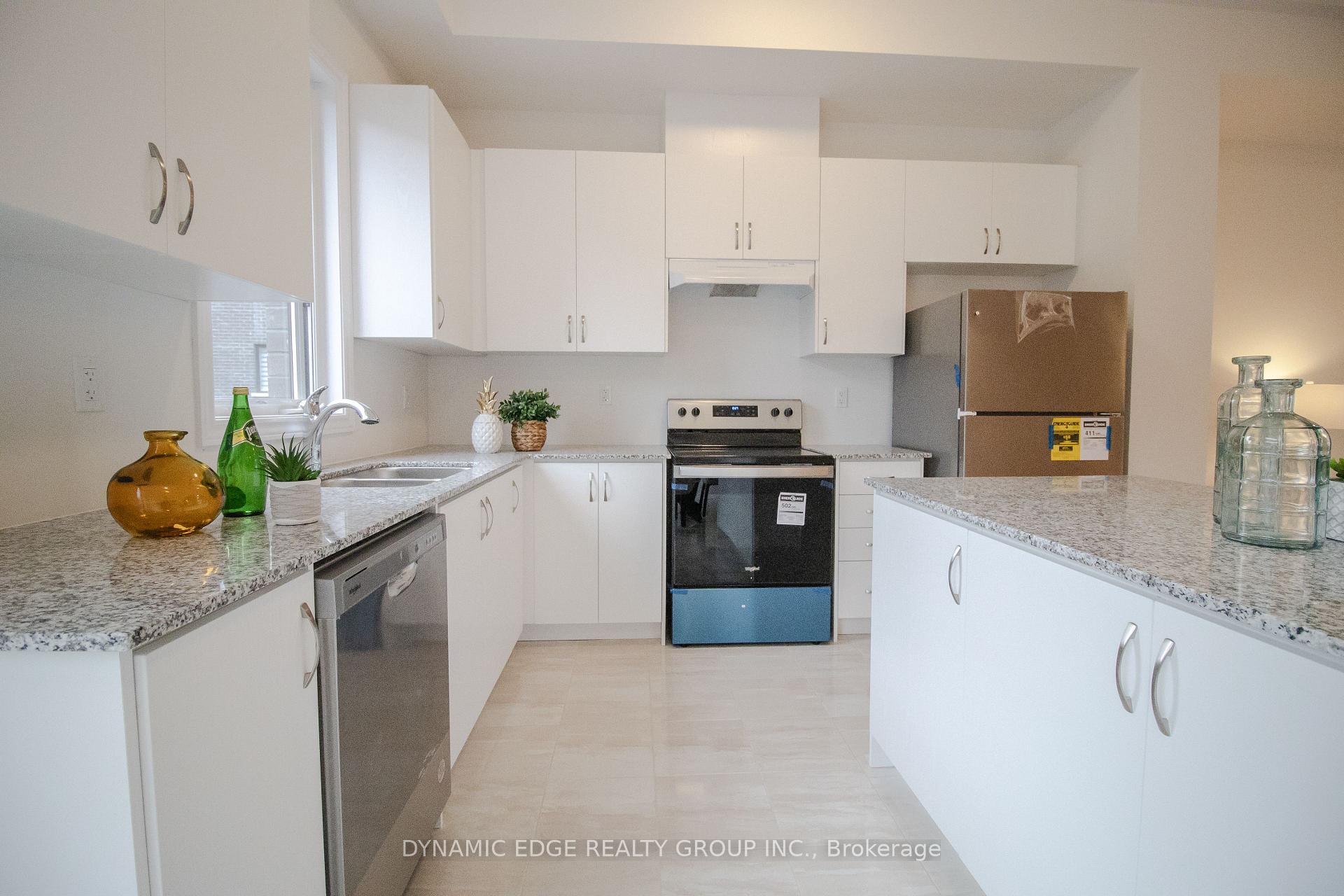 Photo 36 of 90 Paradox Street, Vaughan, Elder Mills — HOMEH