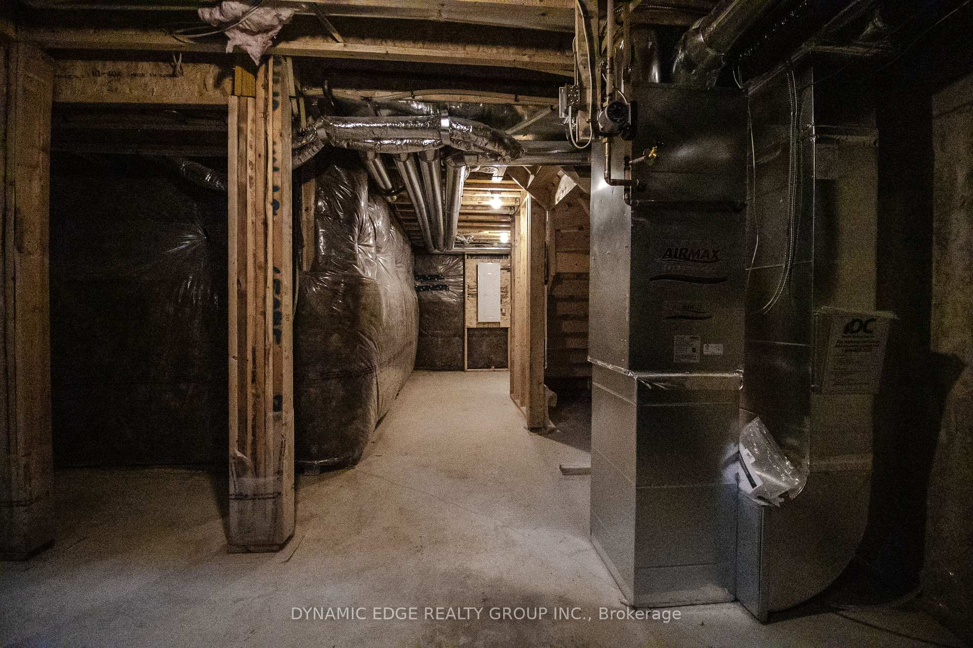 Photo 38 of 90 Paradox Street, Vaughan, Elder Mills — HOMEH