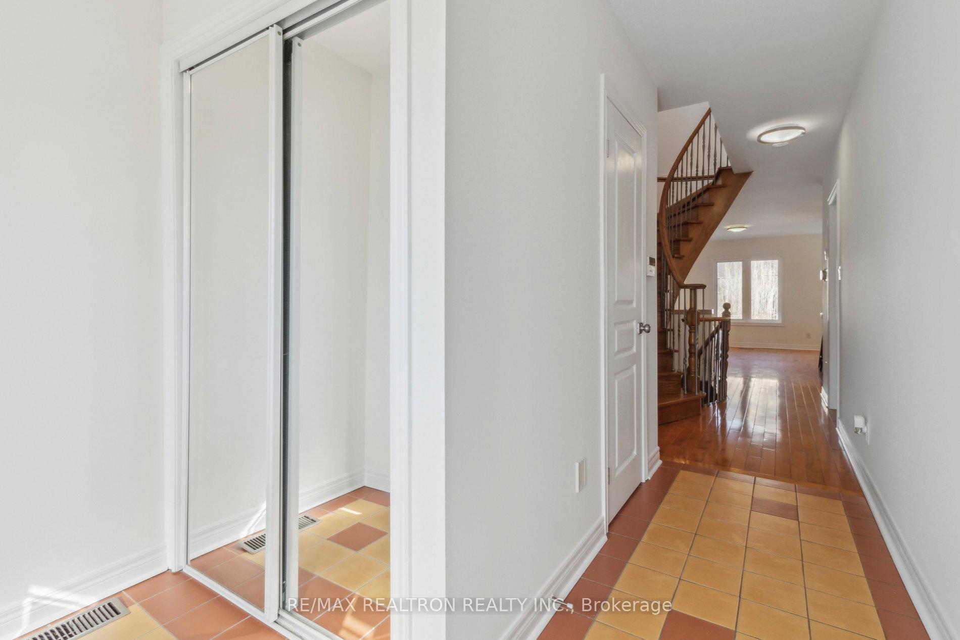 Photo 7 of 90 Maple Sugar Lane, Vaughan, Patterson — HOMEH