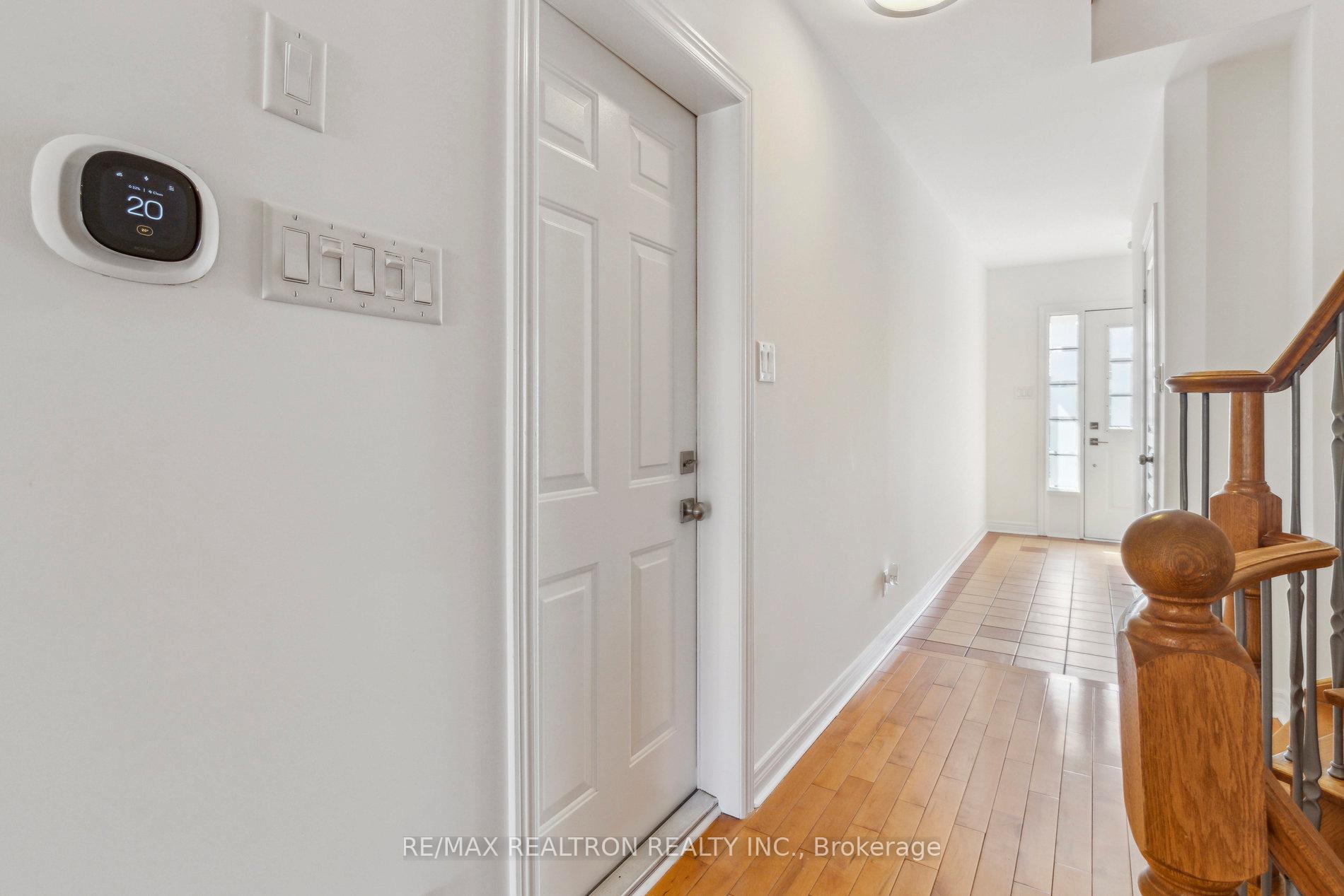 Photo 10 of 90 Maple Sugar Lane, Vaughan, Patterson — HOMEH