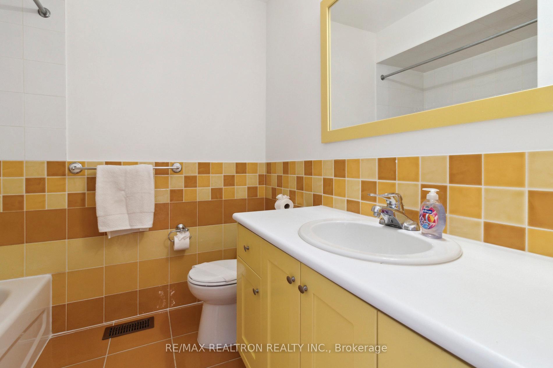 Photo 26 of 90 Maple Sugar Lane, Vaughan, Patterson — HOMEH