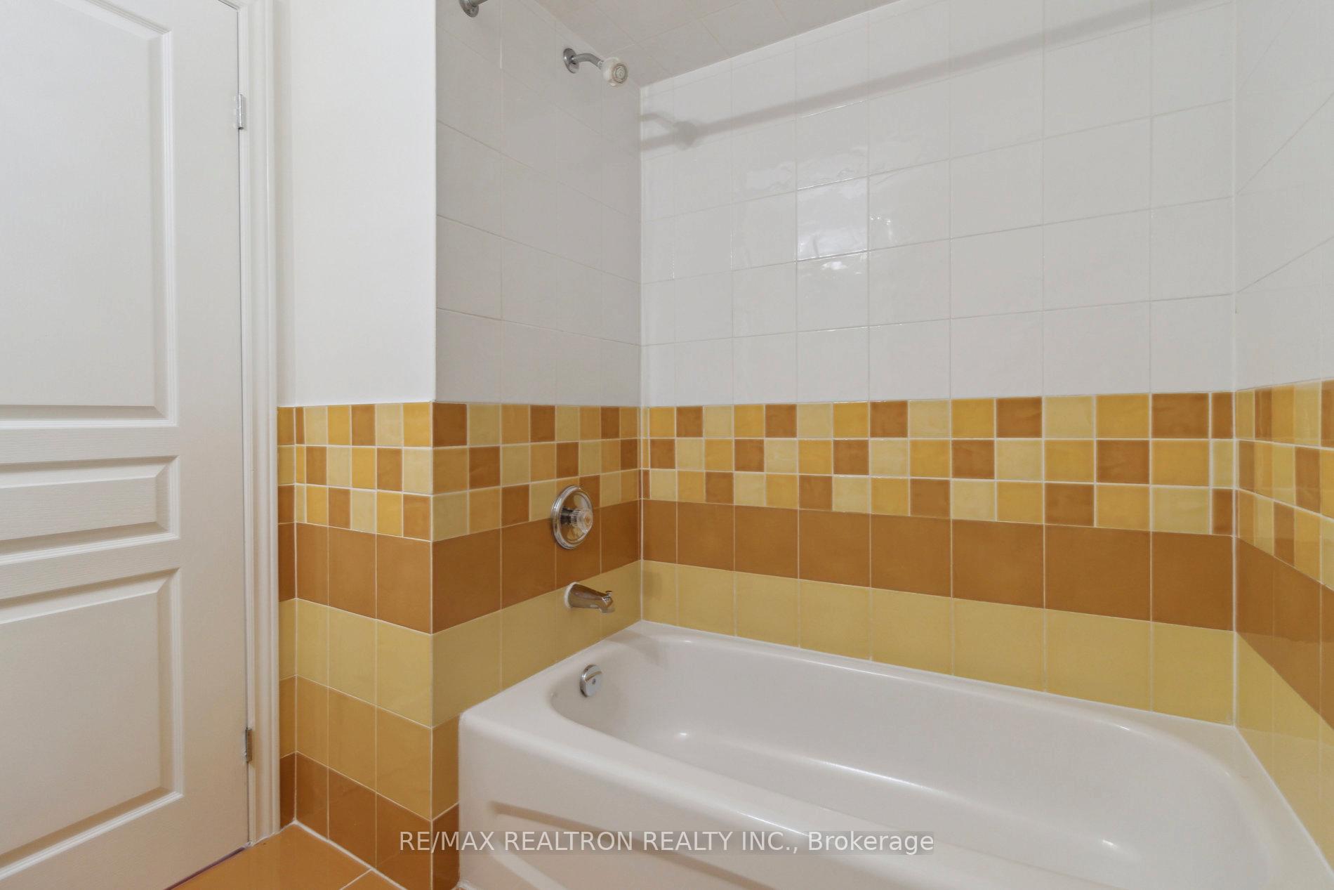 Photo 27 of 90 Maple Sugar Lane, Vaughan, Patterson — HOMEH
