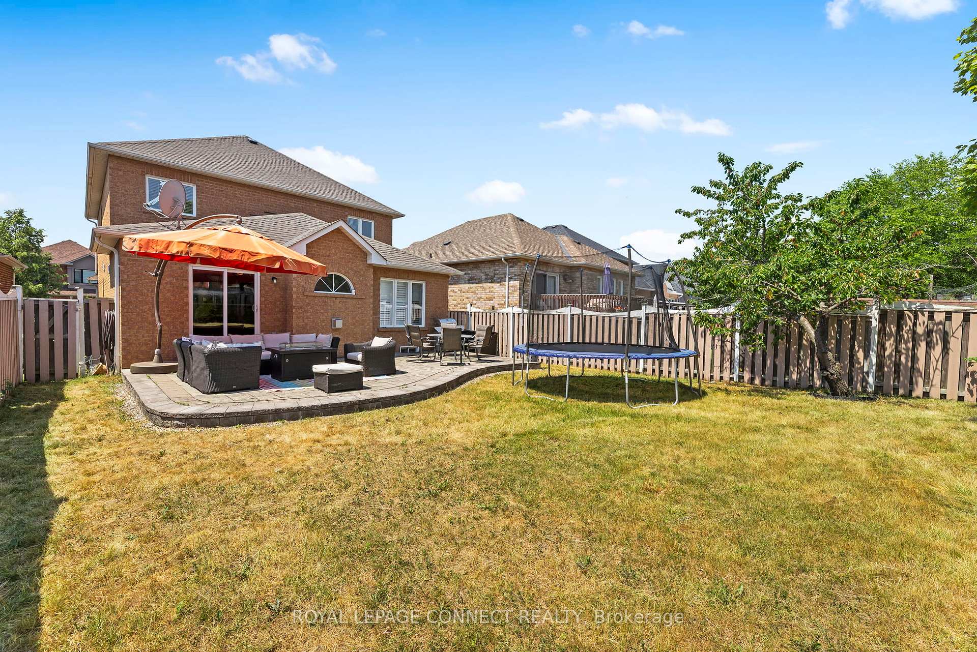 Photo 33 of 15 Root Crescent, Ajax, Northwest Ajax — HOMEH