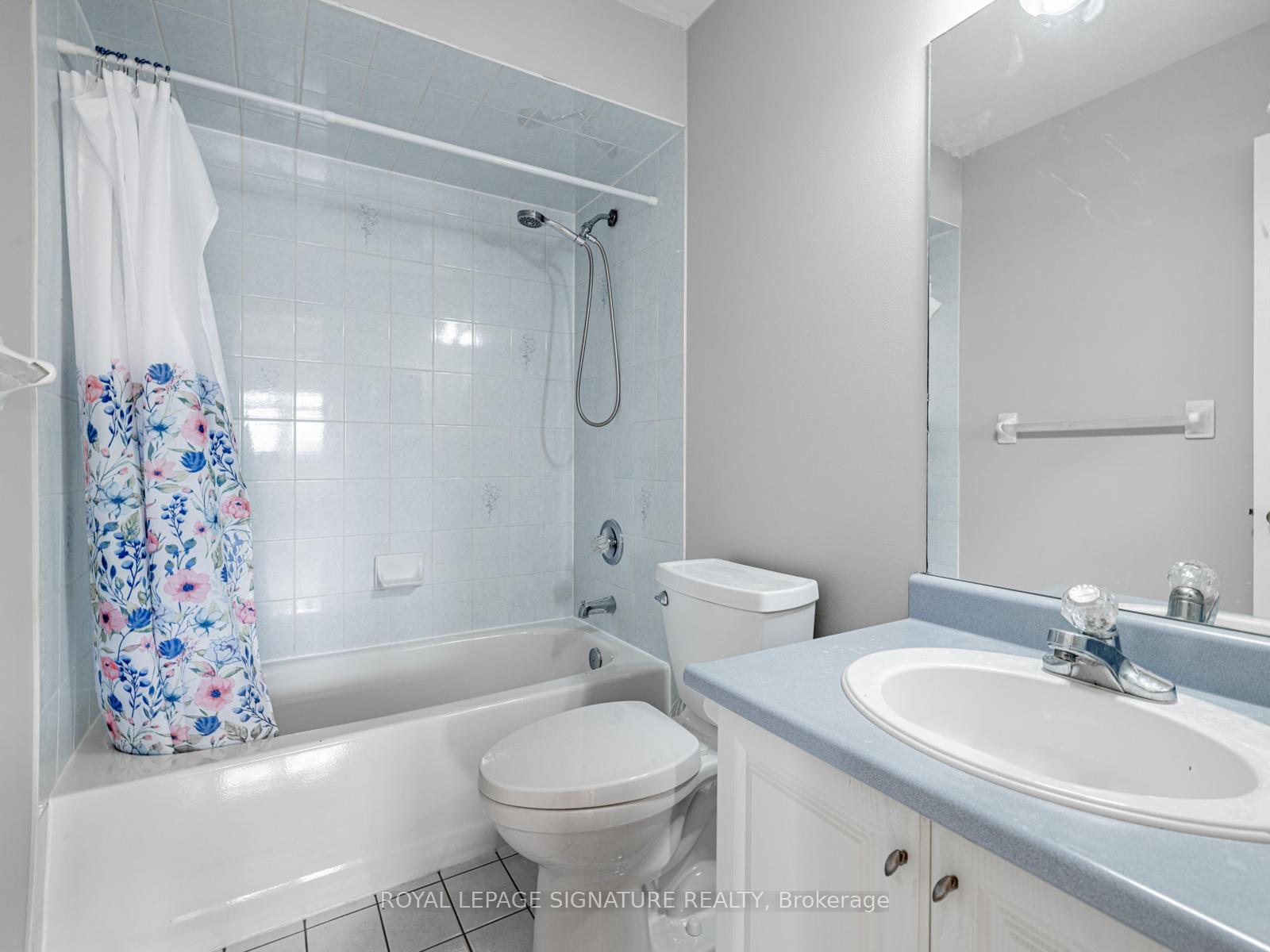 Photo 26 of 18 Inverness Close, Vaughan, Maple — HOMEH