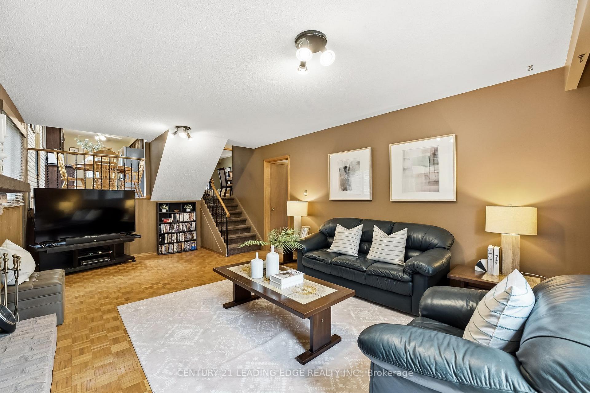 Photo 31 of 63 Lakeridge Road S, Whitby, Rural Whitby — HOMEH