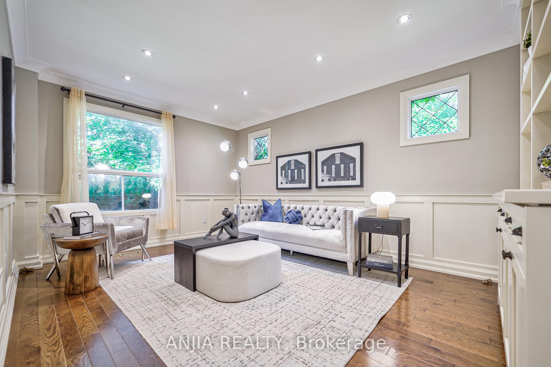 Photo 7 of 94 Tilman Circle, Markham, Markham Village — HOMEH