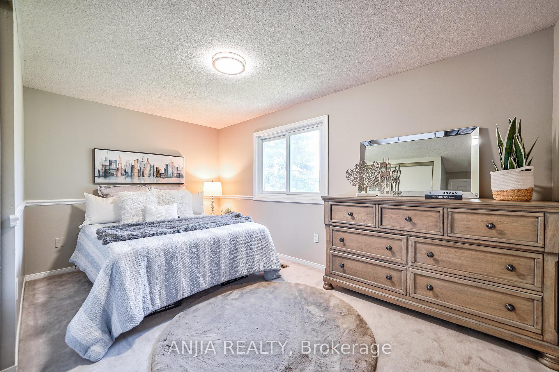 Photo 28 of 94 Tilman Circle, Markham, Markham Village — HOMEH