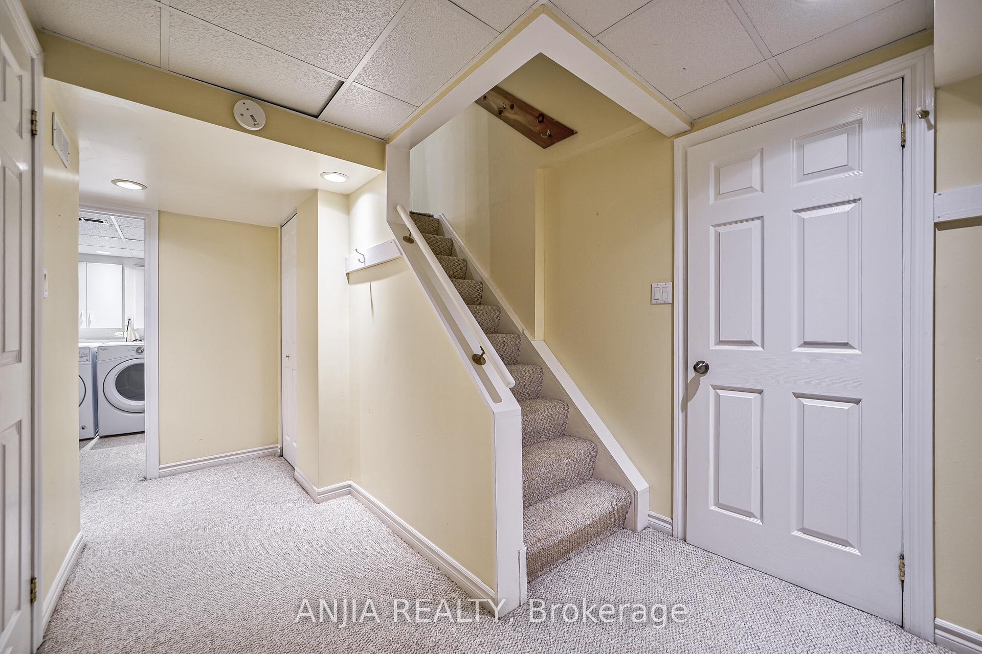 Photo 36 of 94 Tilman Circle, Markham, Markham Village — HOMEH
