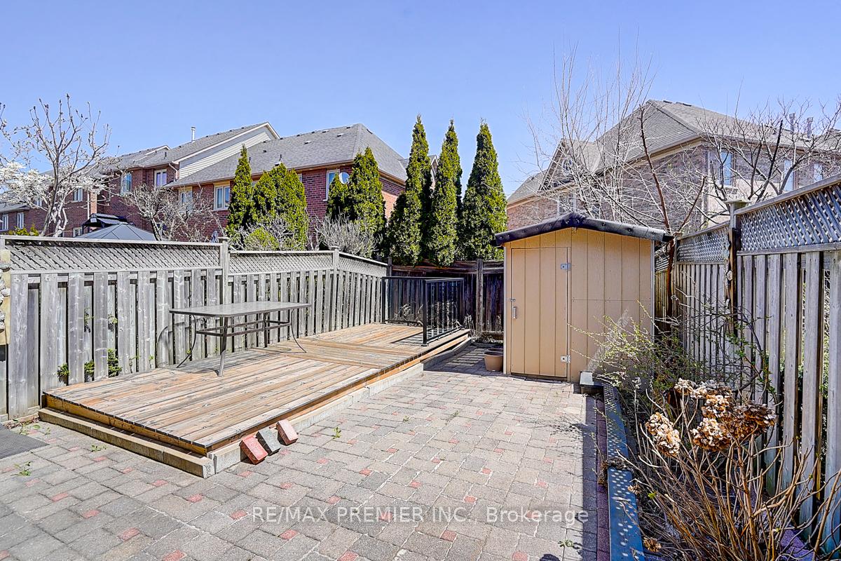 Photo 3 of 146 Michelle Drive, Vaughan, East Woodbridge — HOMEH