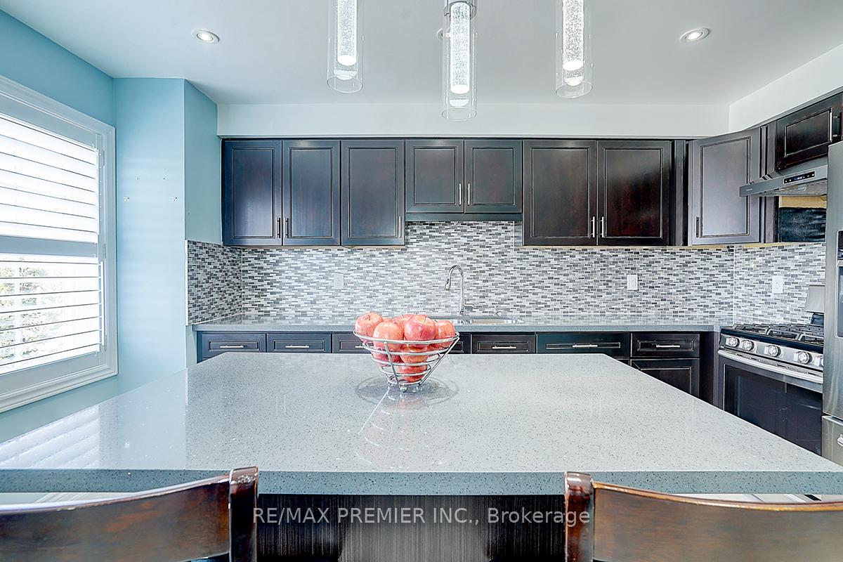 Photo 22 of 146 Michelle Drive, Vaughan, East Woodbridge — HOMEH