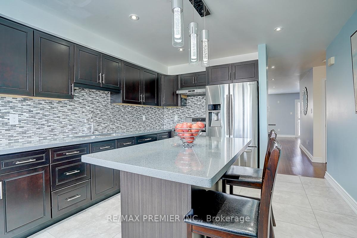 Photo 23 of 146 Michelle Drive, Vaughan, East Woodbridge — HOMEH