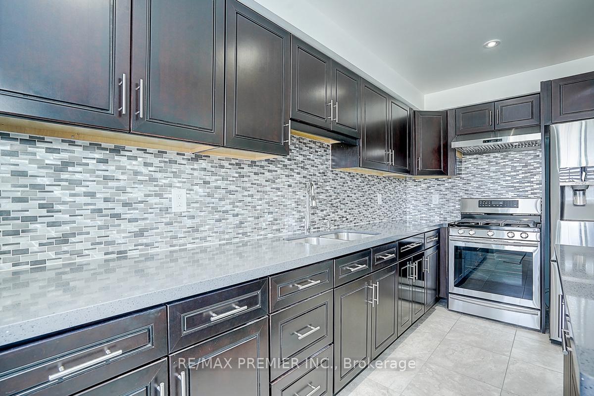 Photo 26 of 146 Michelle Drive, Vaughan, East Woodbridge — HOMEH