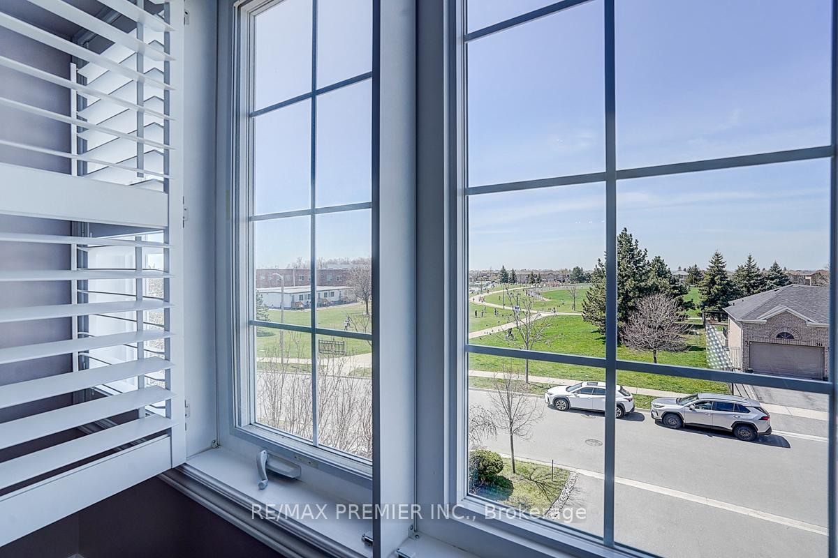 Photo 35 of 146 Michelle Drive, Vaughan, East Woodbridge — HOMEH
