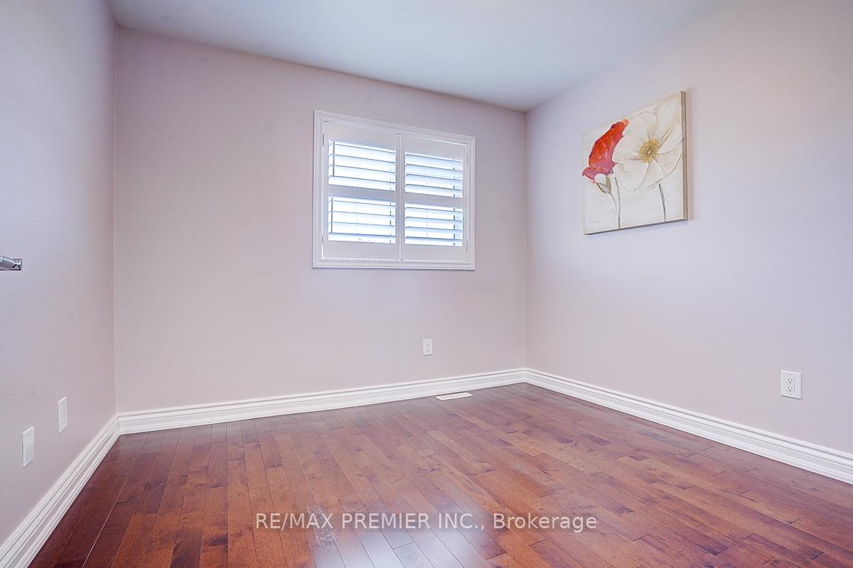 Photo 37 of 146 Michelle Drive, Vaughan, East Woodbridge — HOMEH