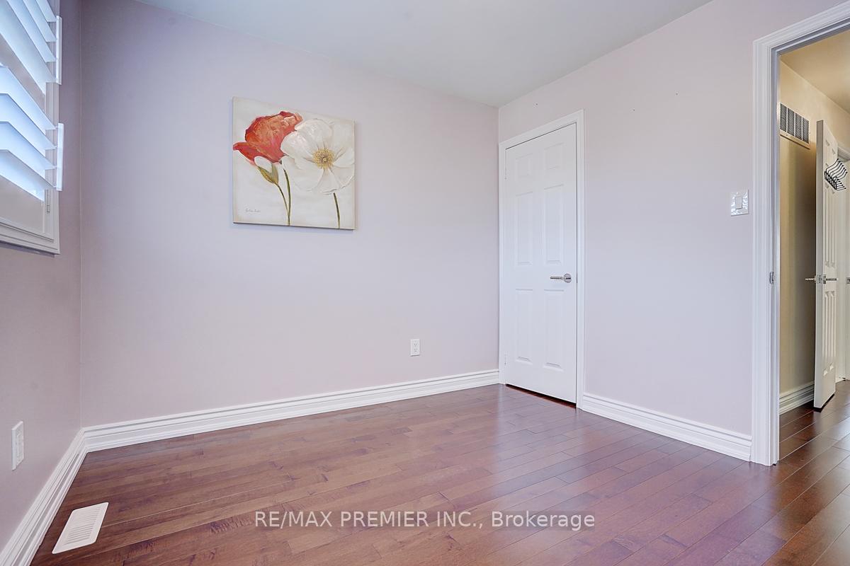 Photo 38 of 146 Michelle Drive, Vaughan, East Woodbridge — HOMEH