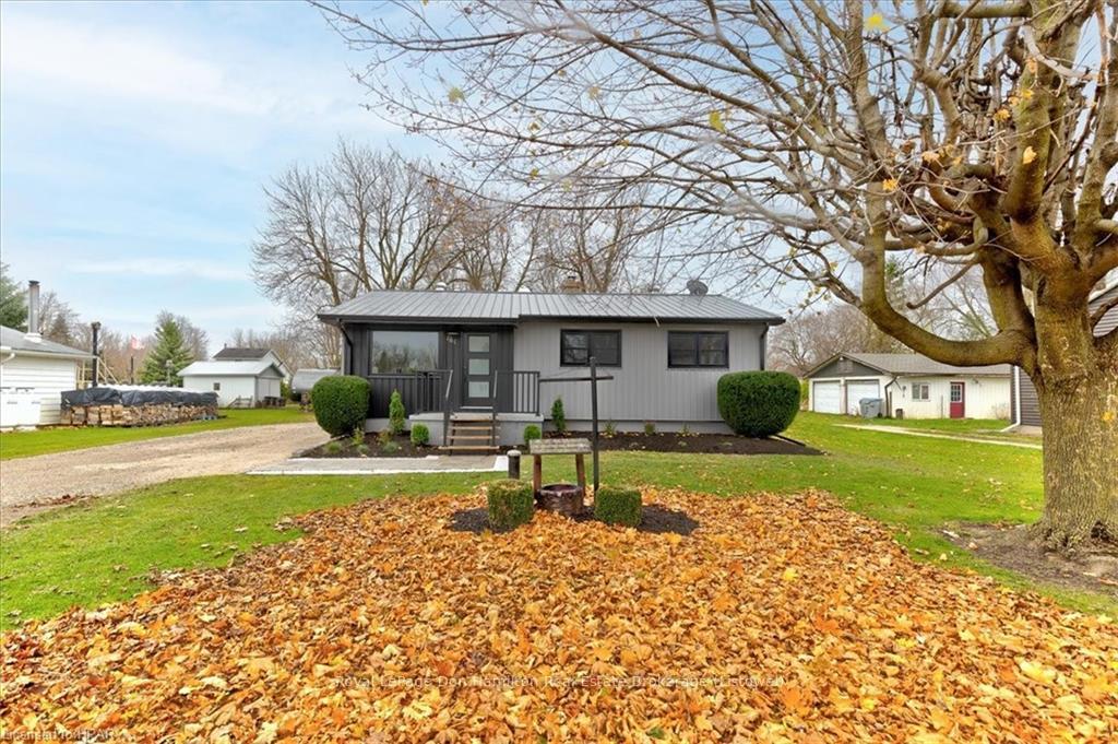 Photo 3 of 161 Smith St, North Perth, Monkton — HOMEH