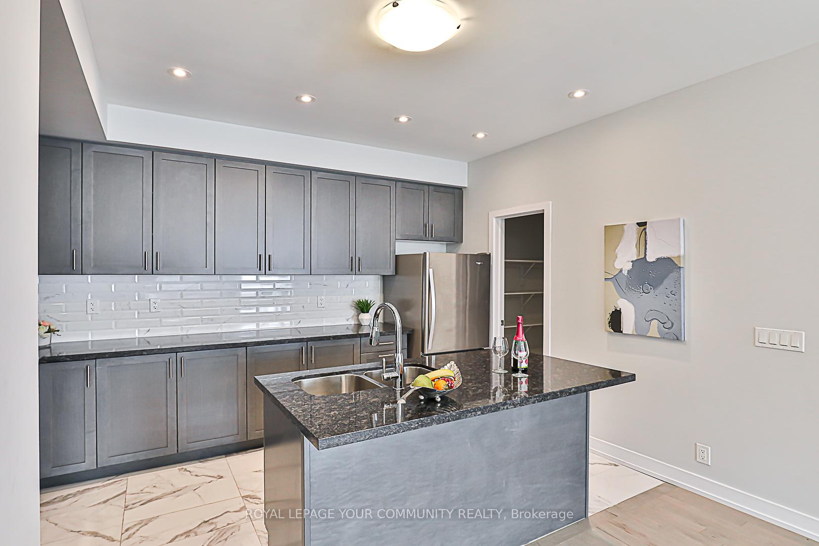 Photo 15 of 24 Gilbert Wright Avenue, Markham, Angus Glen — HOMEH