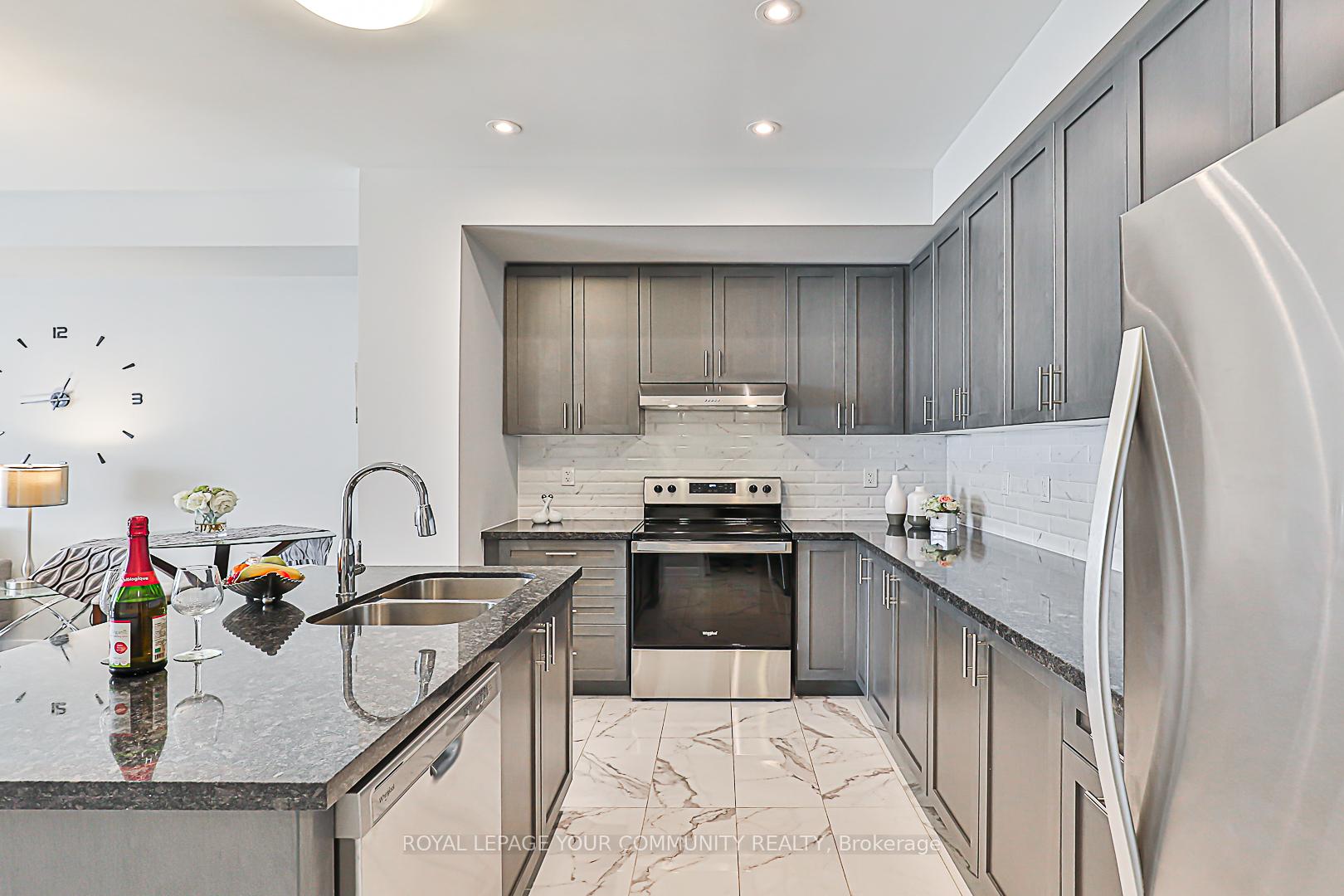 Photo 21 of 24 Gilbert Wright Avenue, Markham, Angus Glen — HOMEH