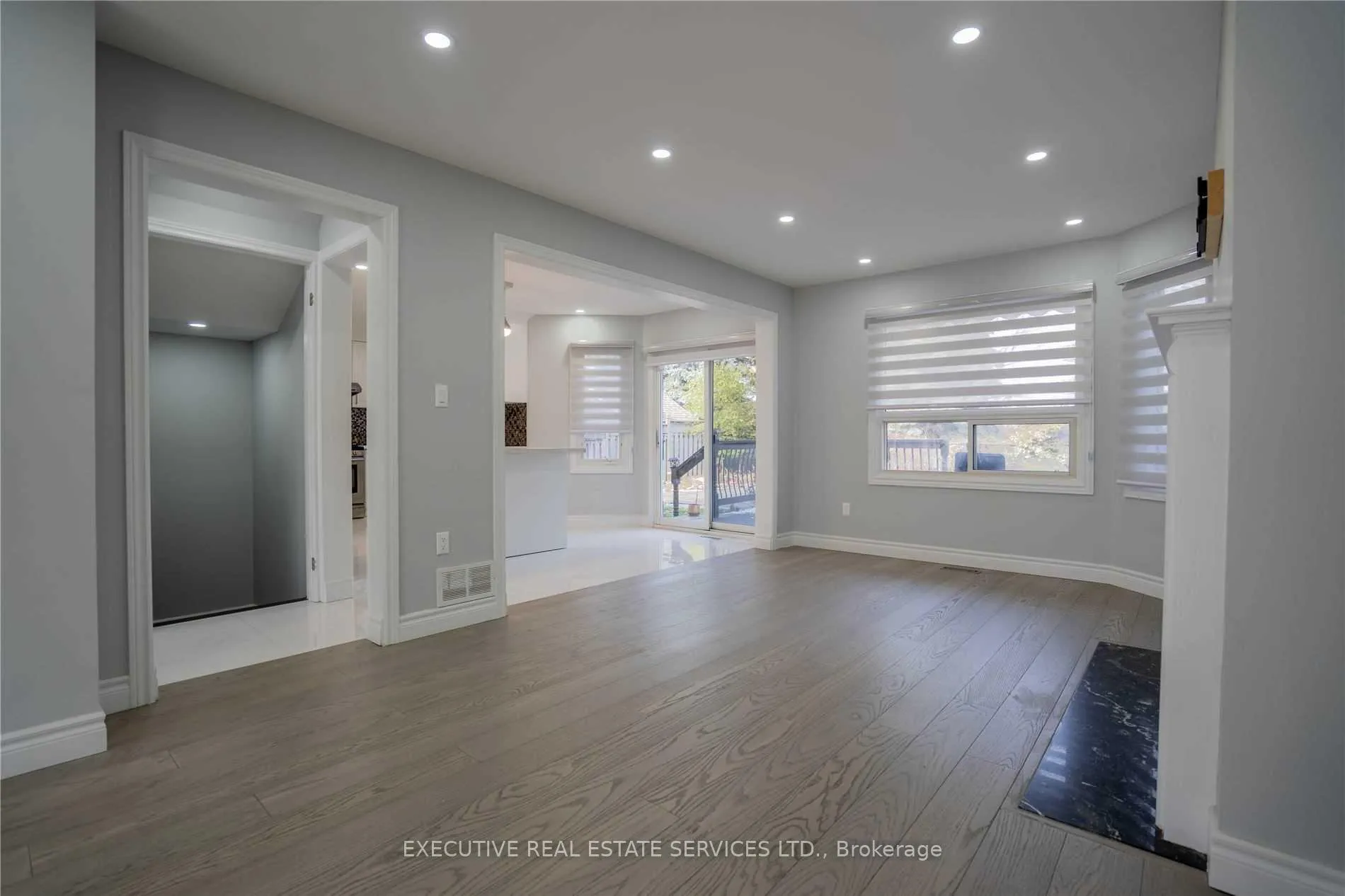 Photo 10 of 46 Willowbrook Drive, Whitby, Pringle Creek — HOMEH